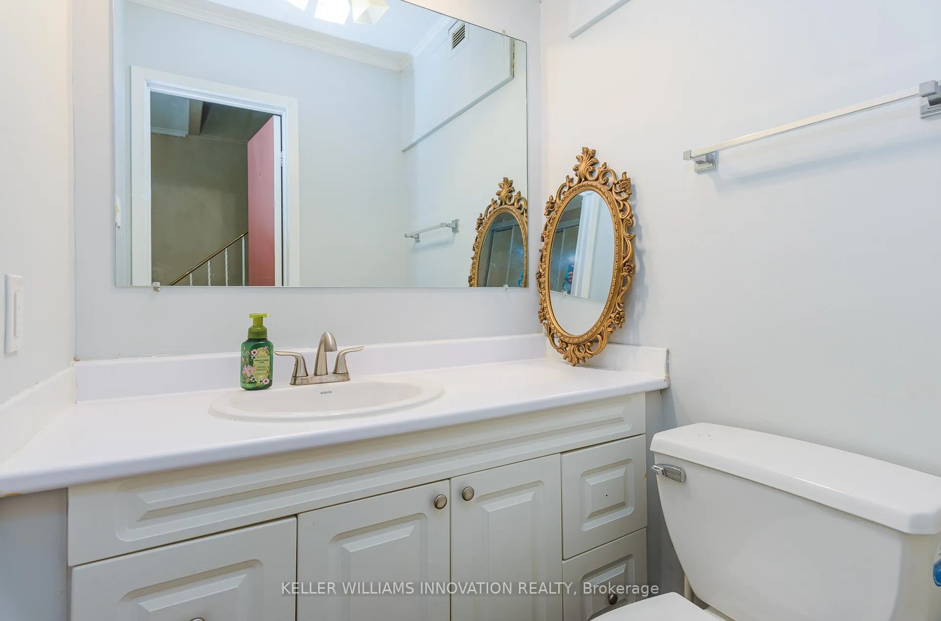 Photo 14 of Unit 32, 121 University Avenue E, Waterloo, Downtown Waterloo — HOMEH