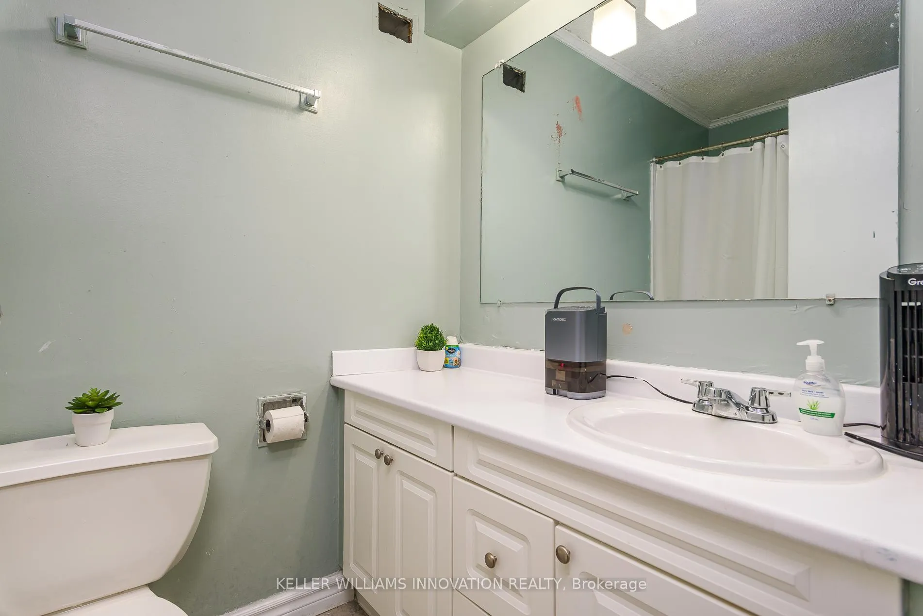 Photo 28 of Unit 32, 121 University Avenue E, Waterloo, Downtown Waterloo — HOMEH