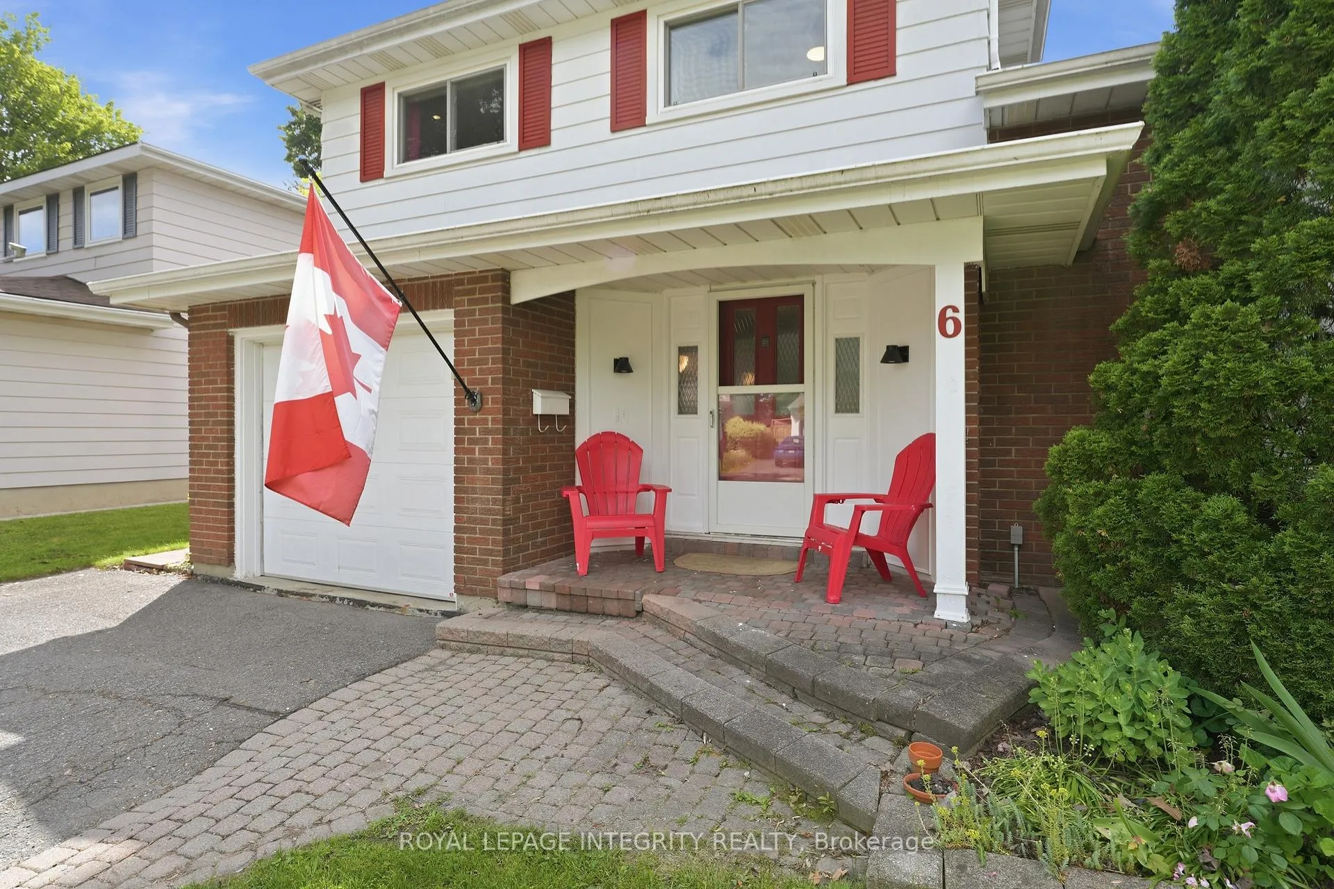 Photo 2 of 6 Woodview Crescent, Ottawa, Blackburn Hamlet — HOMEH