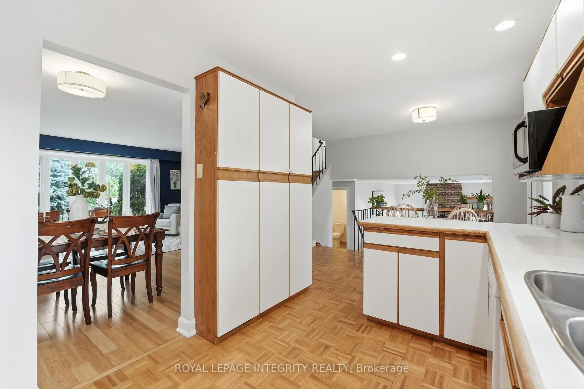 Photo 11 of 6 Woodview Crescent, Ottawa, Blackburn Hamlet — HOMEH