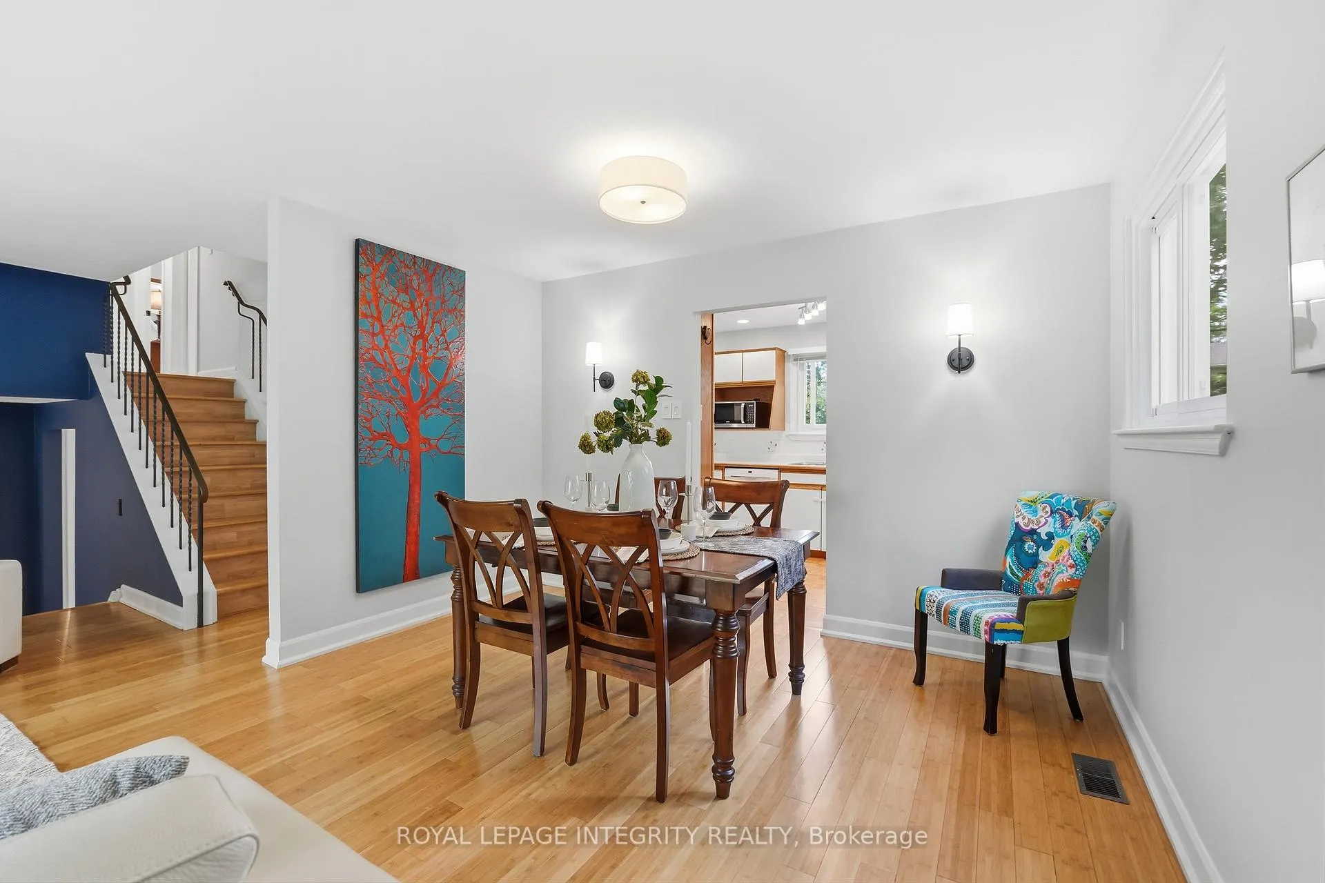 Photo 14 of 6 Woodview Crescent, Ottawa, Blackburn Hamlet — HOMEH