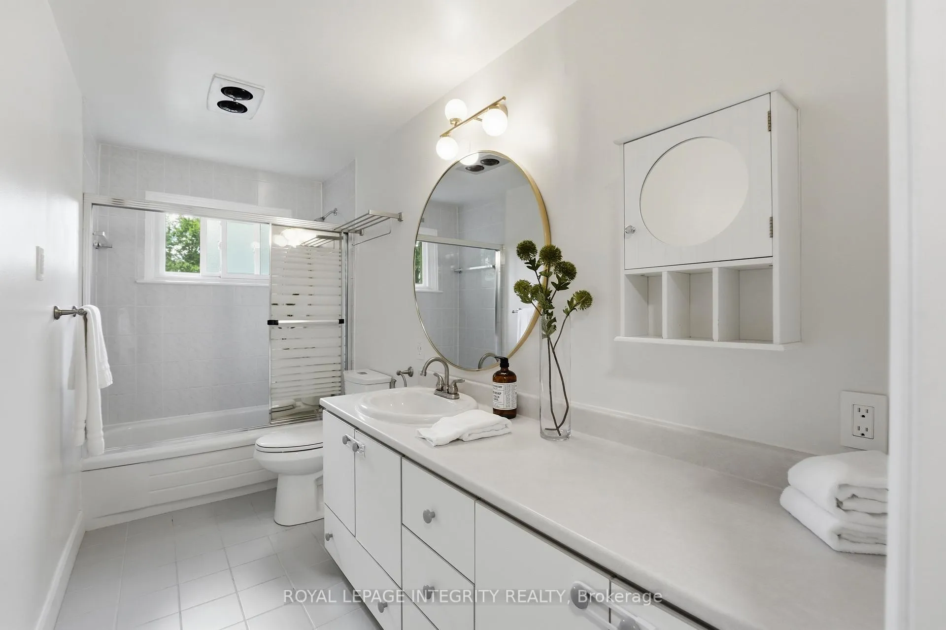 Photo 27 of 6 Woodview Crescent, Ottawa, Blackburn Hamlet — HOMEH