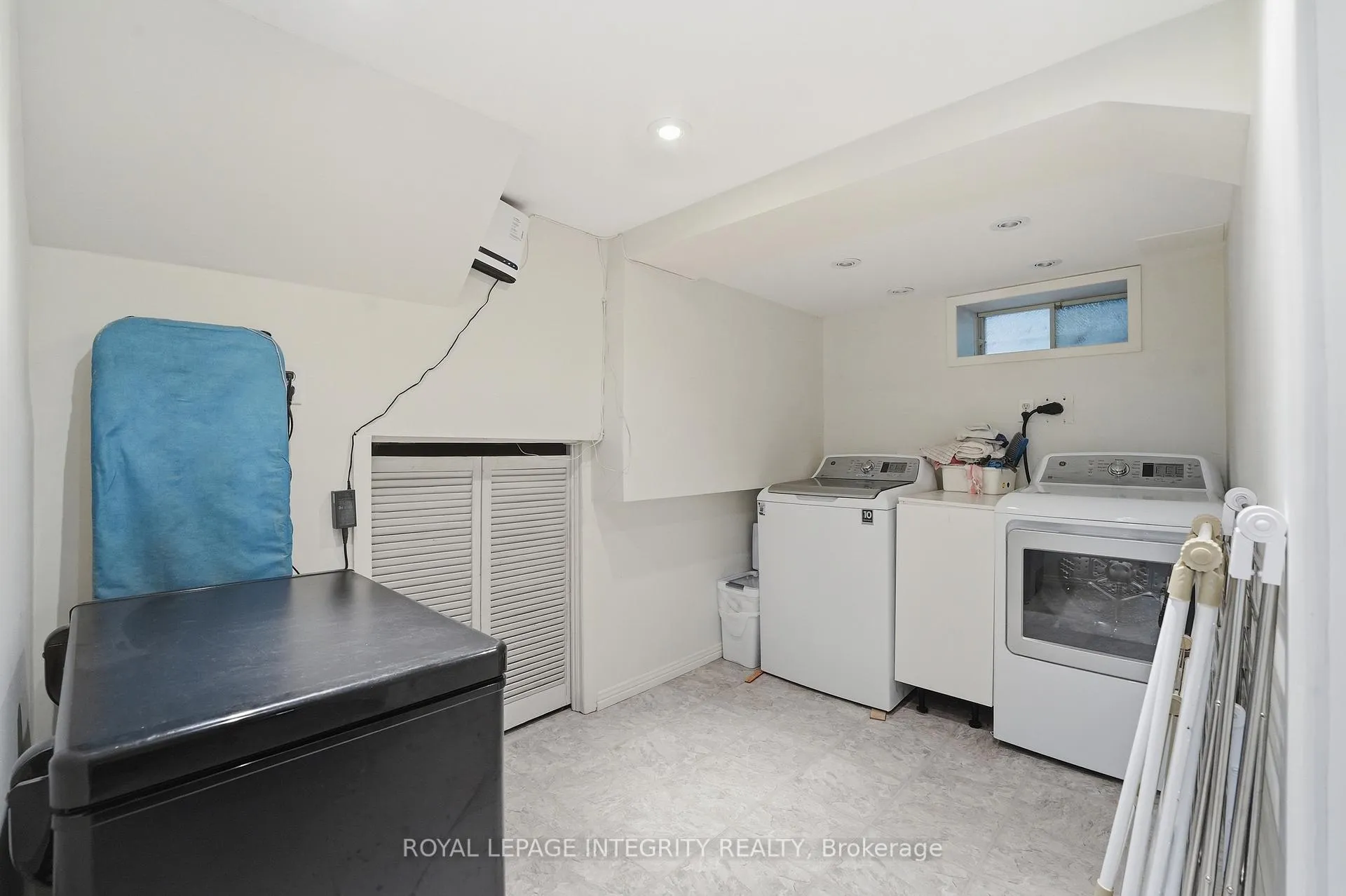 Photo 33 of 6 Woodview Crescent, Ottawa, Blackburn Hamlet — HOMEH