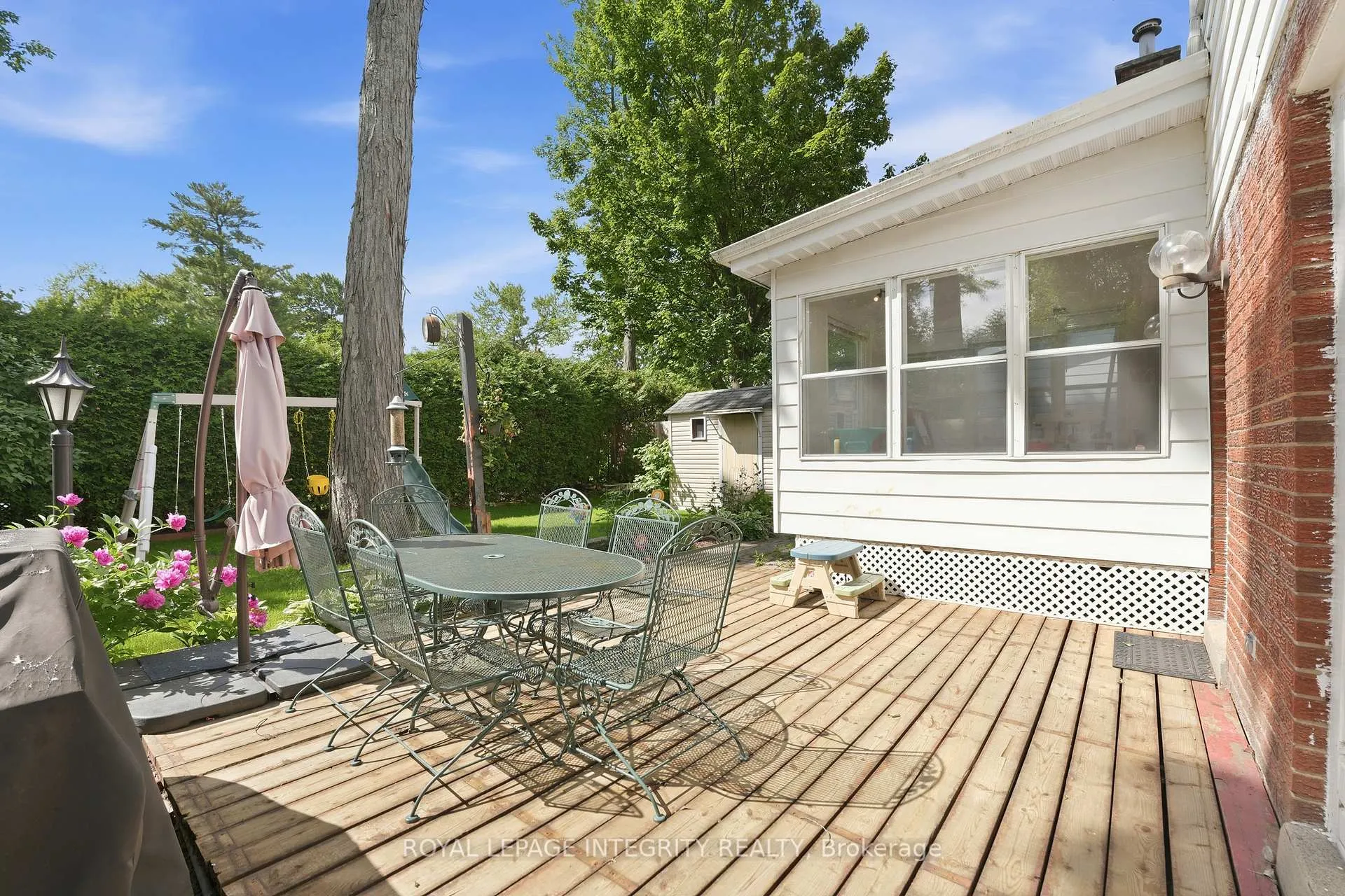 Photo 36 of 6 Woodview Crescent, Ottawa, Blackburn Hamlet — HOMEH