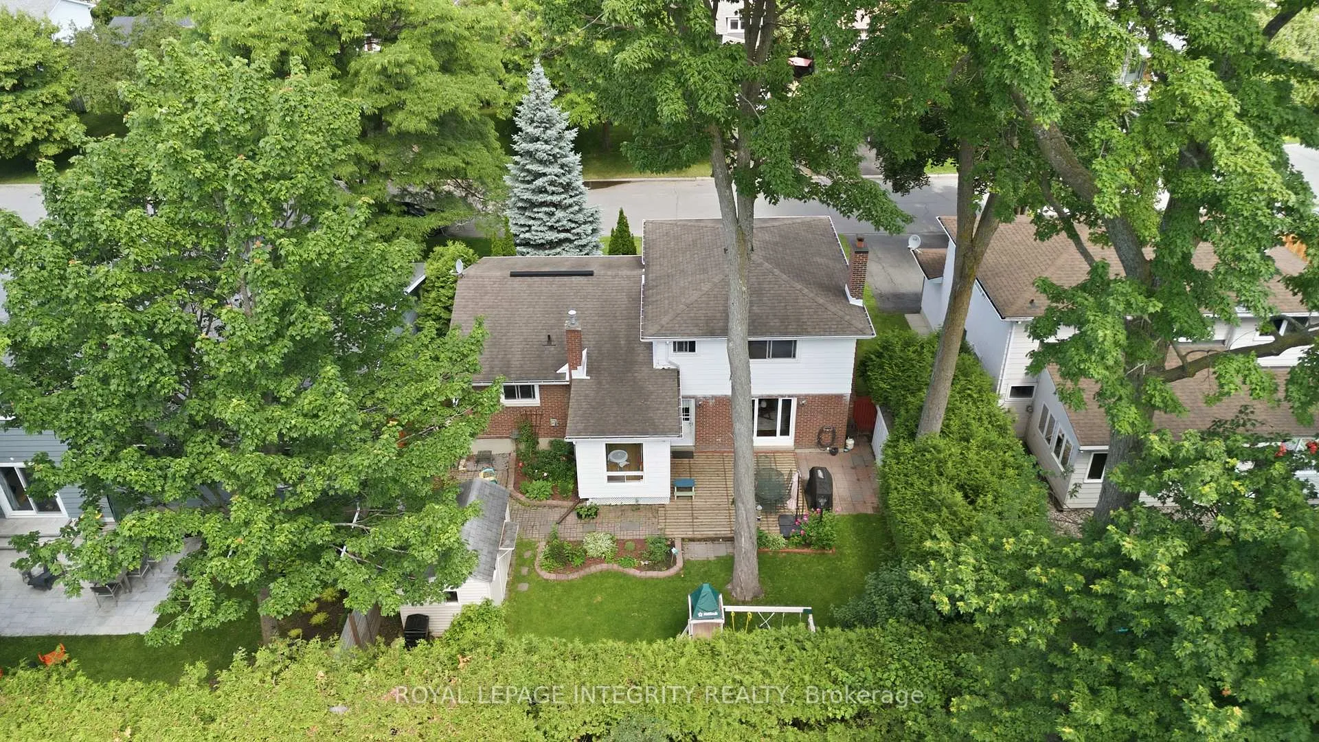 Photo 40 of 6 Woodview Crescent, Ottawa, Blackburn Hamlet — HOMEH
