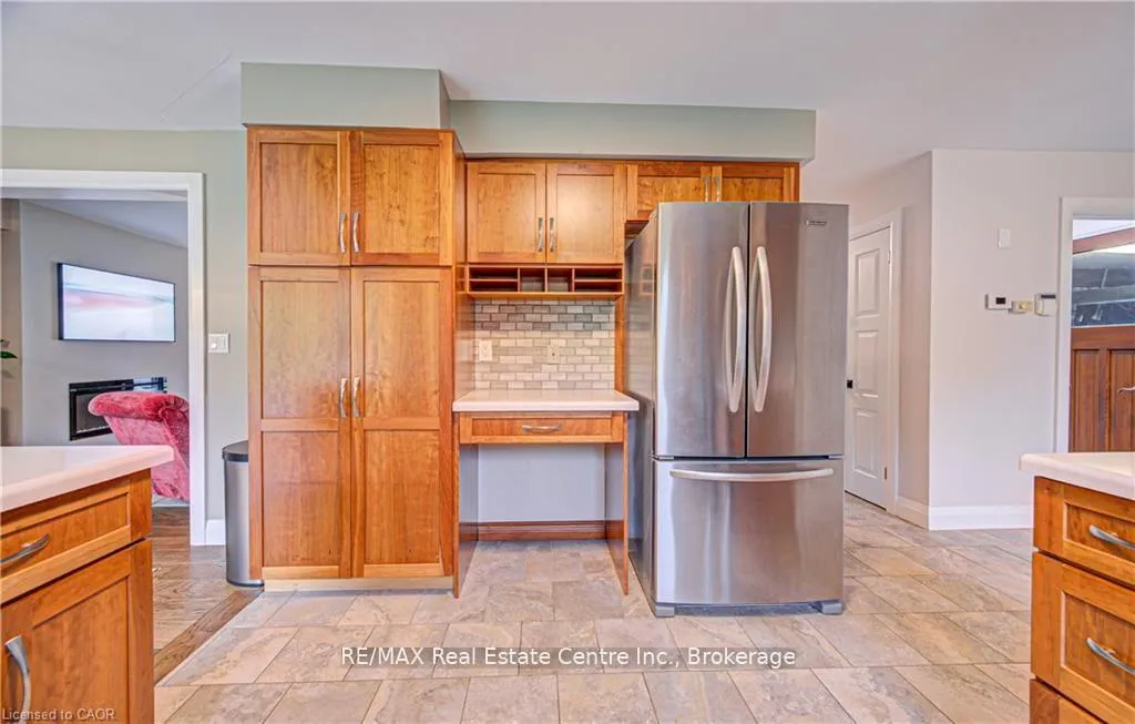 Photo 13 of 336 Maple Avenue S, Brant, Burford — HOMEH