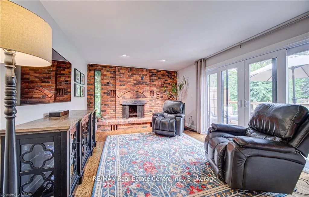 Photo 15 of 336 Maple Avenue S, Brant, Burford — HOMEH