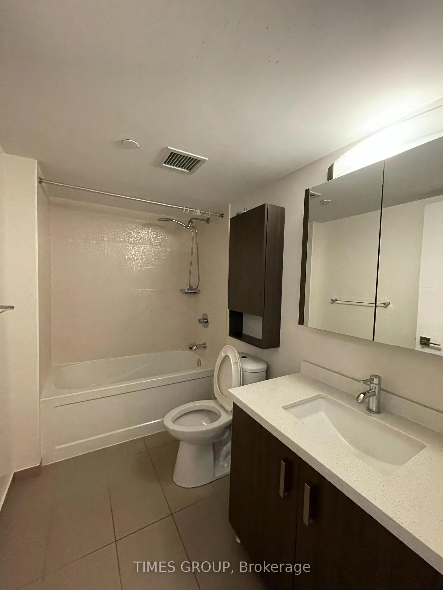 Photo 4 of Unit 516, 18 Uptown Drive, Markham, Unionville — HOMEH