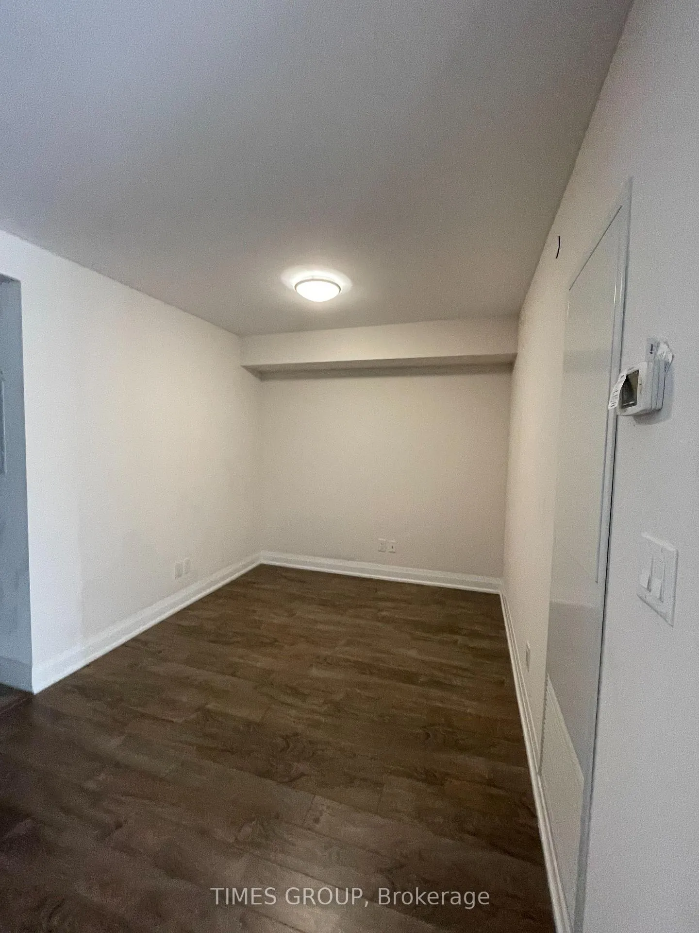Photo 5 of Unit 516, 18 Uptown Drive, Markham, Unionville — HOMEH