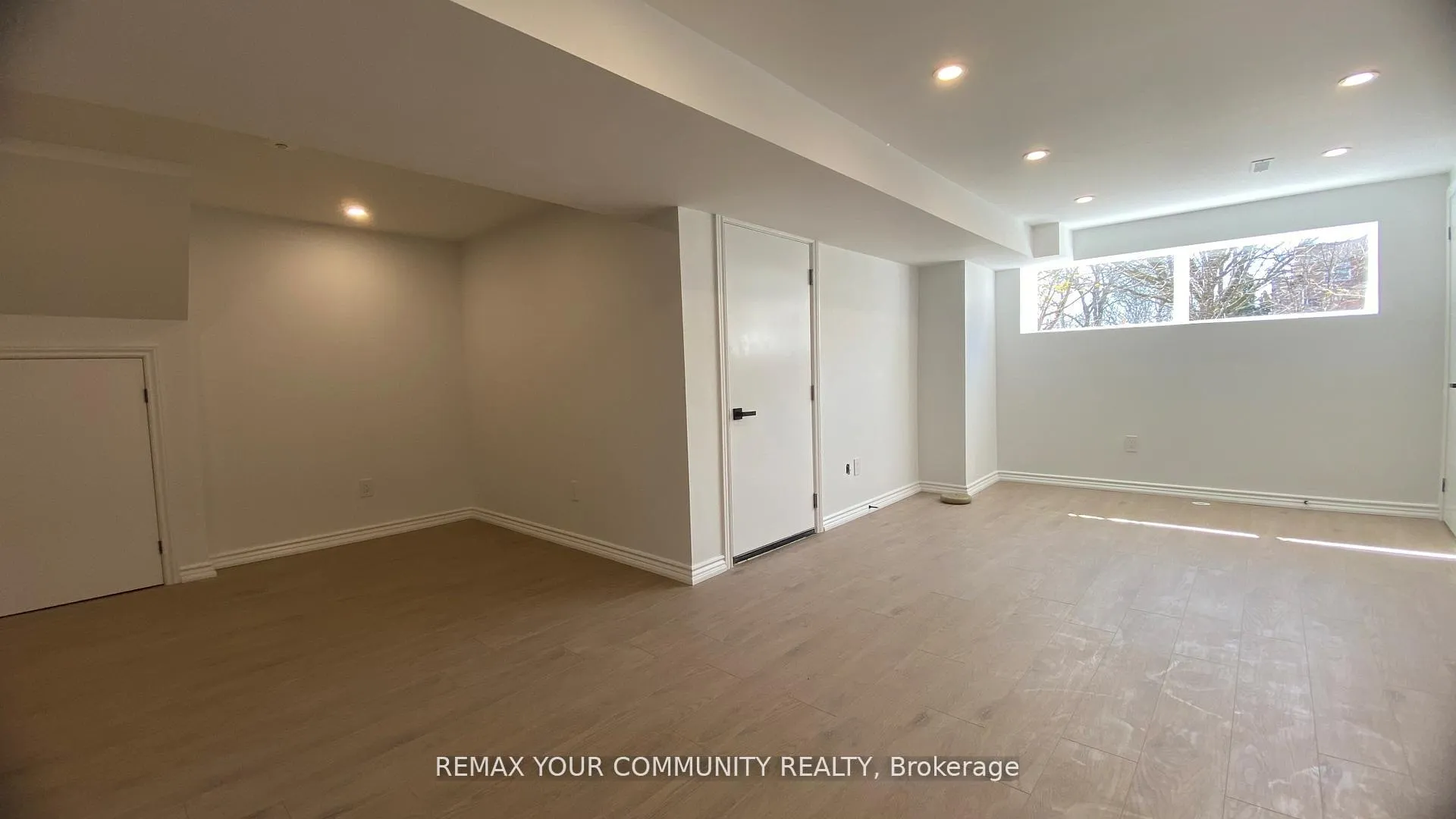Photo 9 of Unit Basement, 134 B Kemano Road, Aurora, Aurora Heights — HOMEH