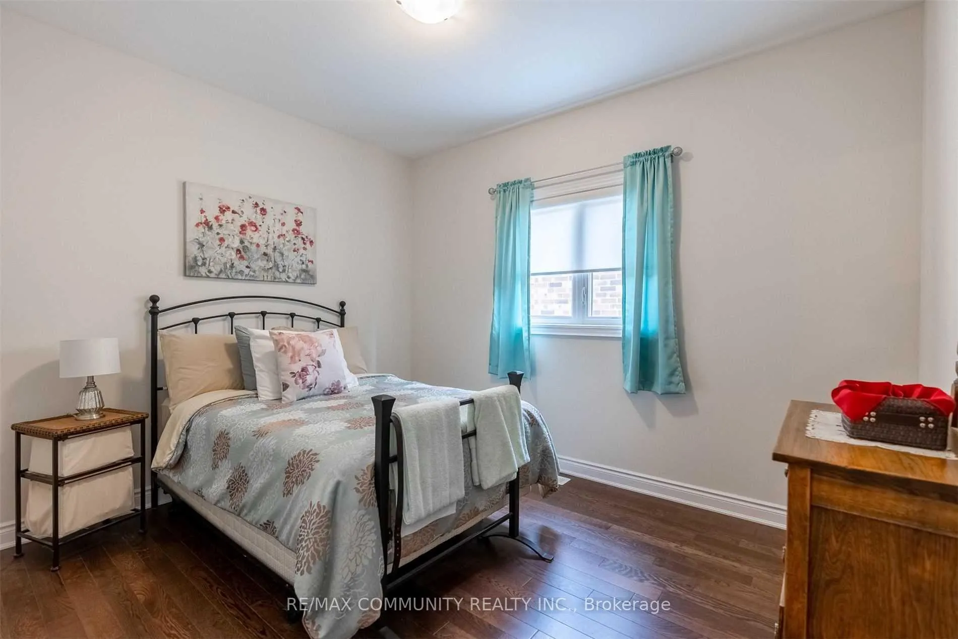 Photo 13 of 5 Pollock Avenue, Brock, Beaverton — HOMEH