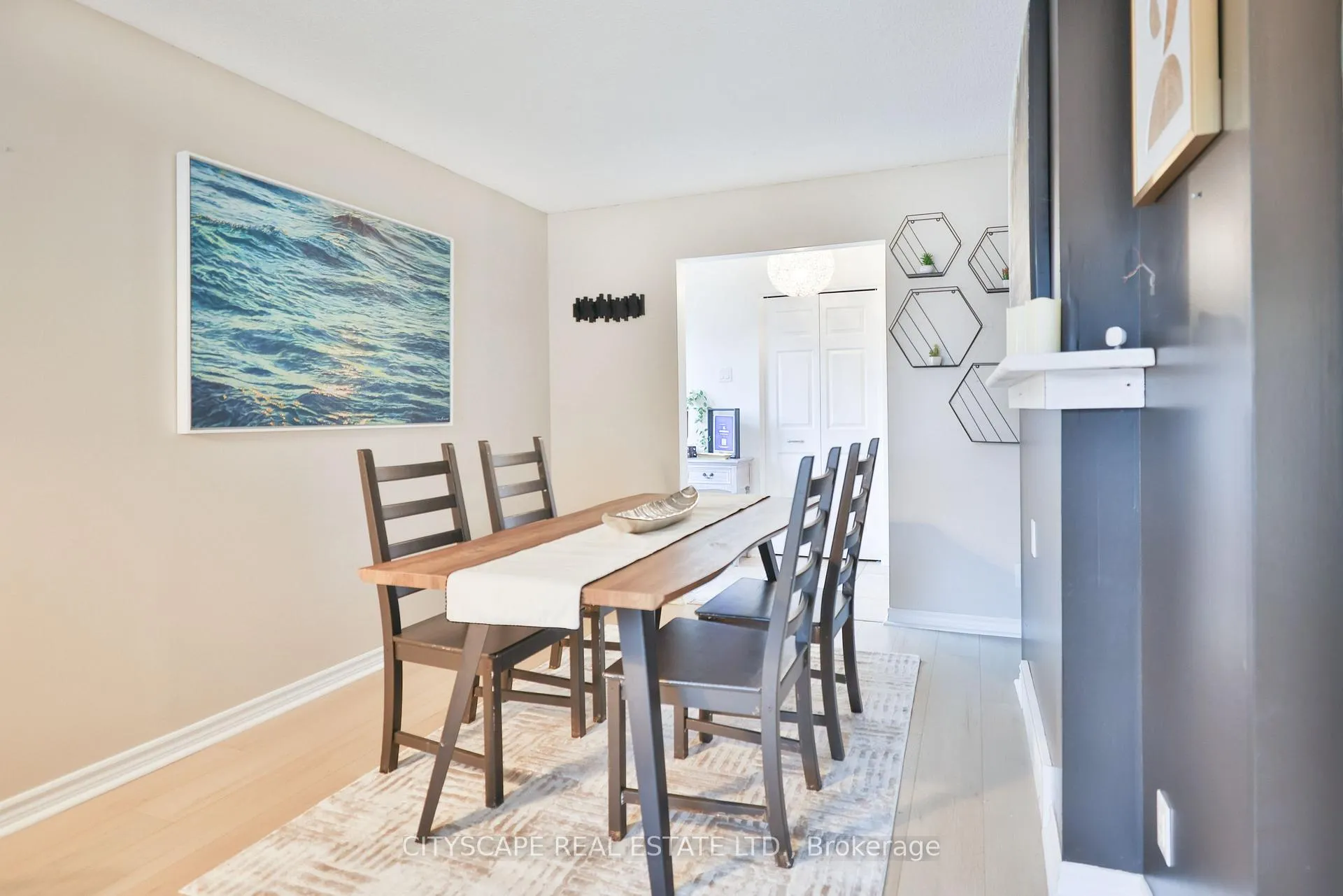 Photo 14 of 161 Bechtel Drive S, Kitchener — HOMEH