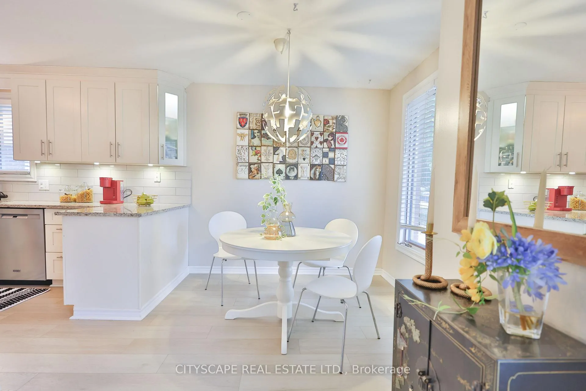 Photo 16 of 161 Bechtel Drive S, Kitchener — HOMEH