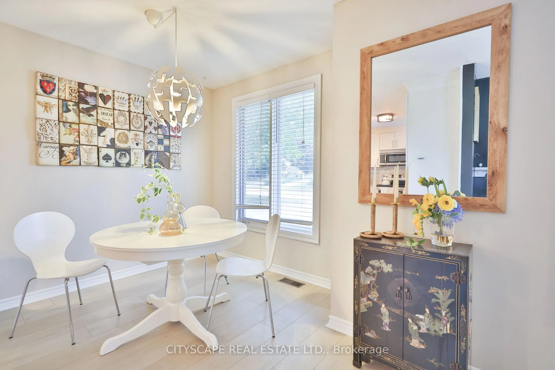 Photo 17 of 161 Bechtel Drive S, Kitchener — HOMEH