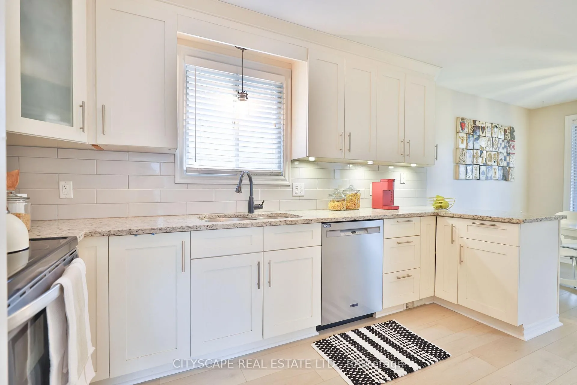 Photo 20 of 161 Bechtel Drive S, Kitchener — HOMEH