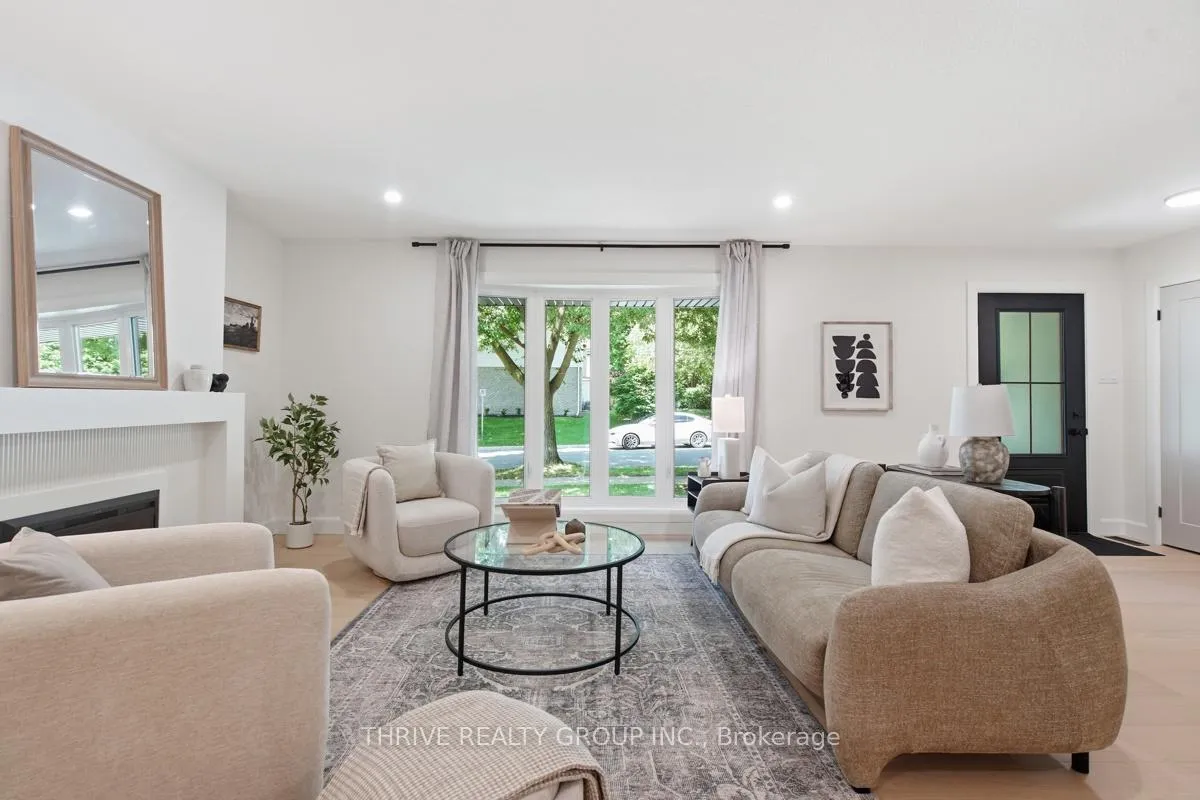 Photo 10 of 744 Barclay Road, London, South M — HOMEH