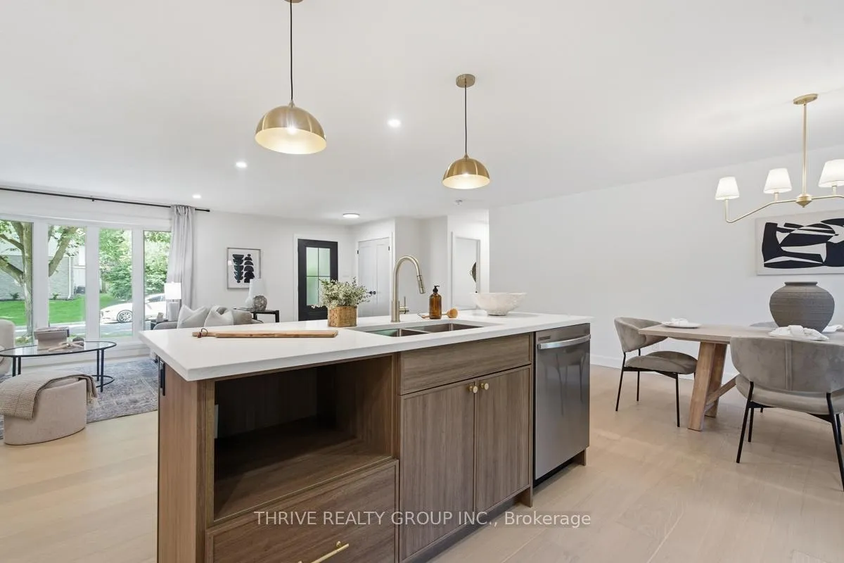 Photo 18 of 744 Barclay Road, London, South M — HOMEH