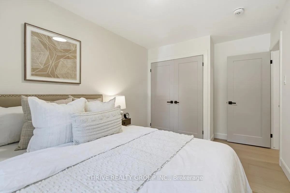 Photo 27 of 744 Barclay Road, London, South M — HOMEH
