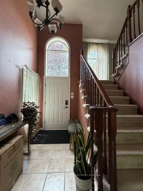Photo 3 of 162 Boulding Avenue, Hamilton, Waterdown — HOMEH