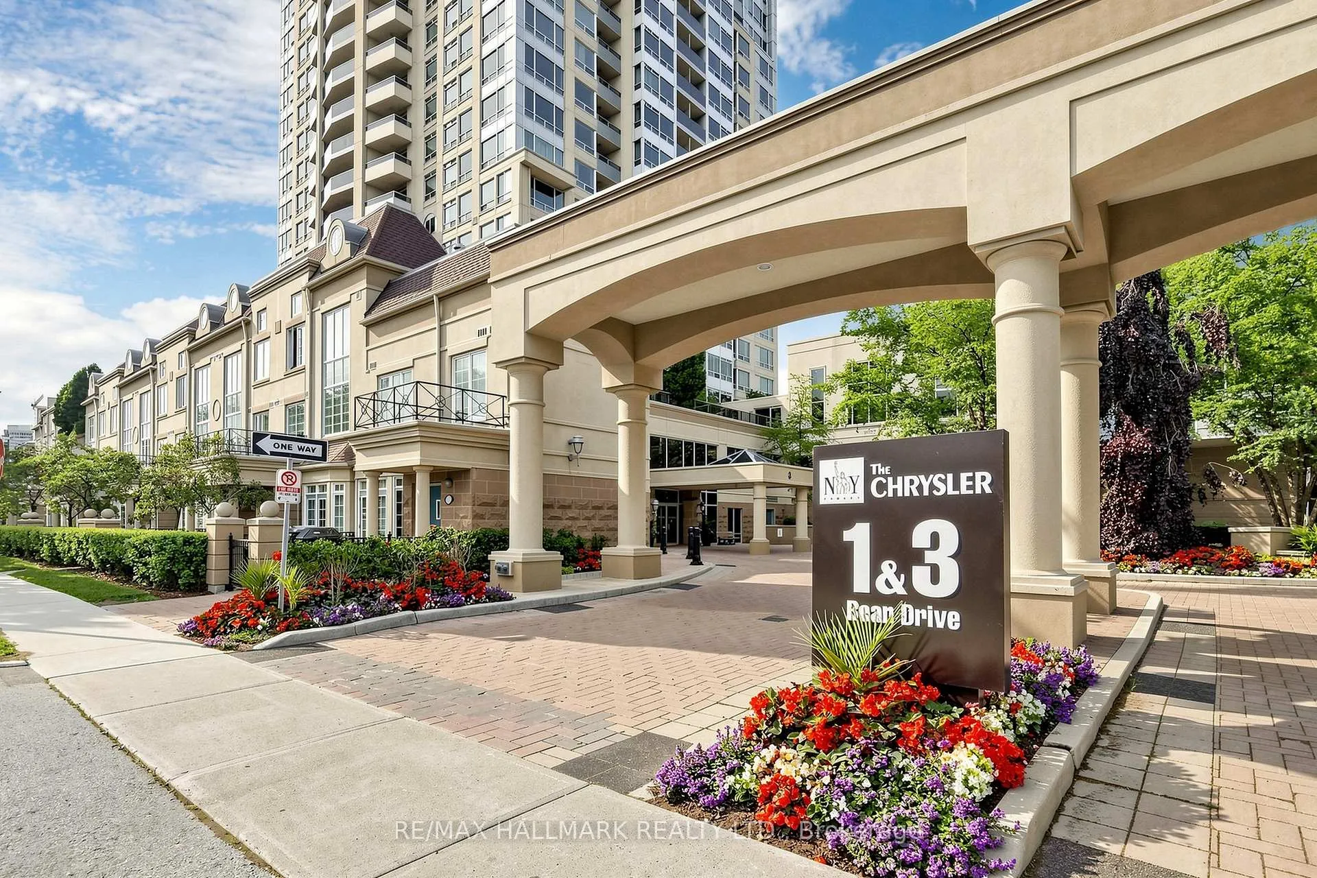 Photo 2 of Unit 1506, 3 Rean Drive, North York, Bayview Village — HOMEH
