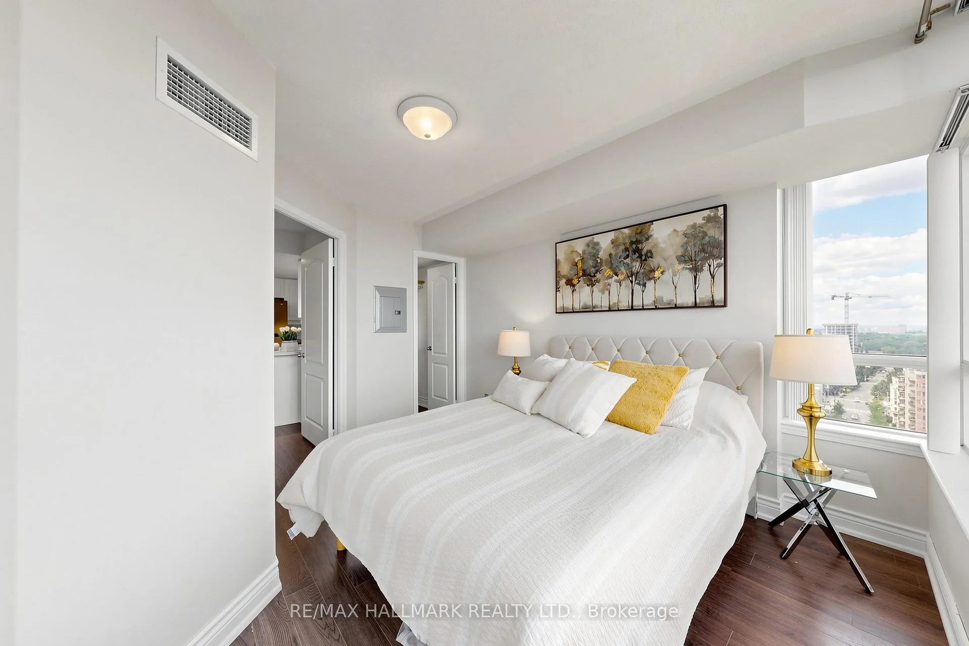 Photo 13 of Unit 1506, 3 Rean Drive, North York, Bayview Village — HOMEH