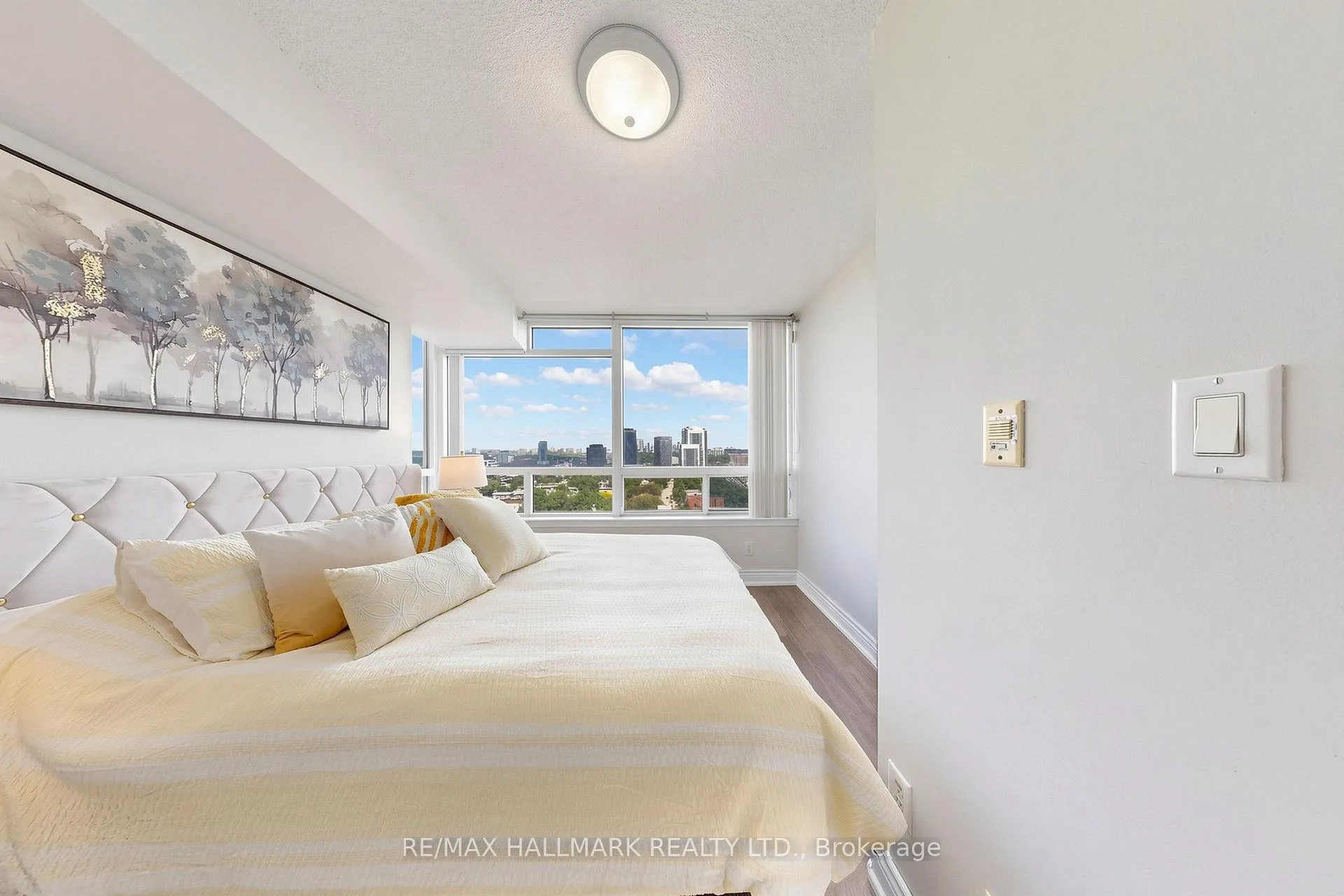 Photo 15 of Unit 1506, 3 Rean Drive, North York, Bayview Village — HOMEH