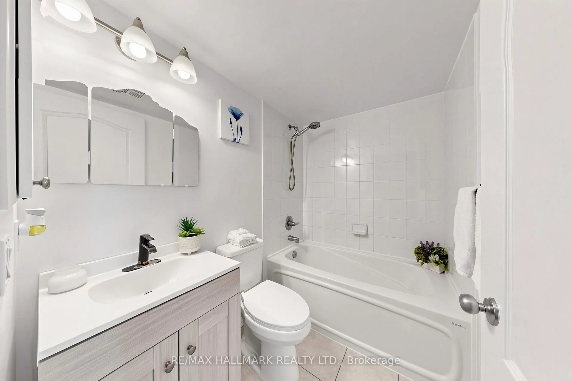 Photo 17 of Unit 1506, 3 Rean Drive, North York, Bayview Village — HOMEH