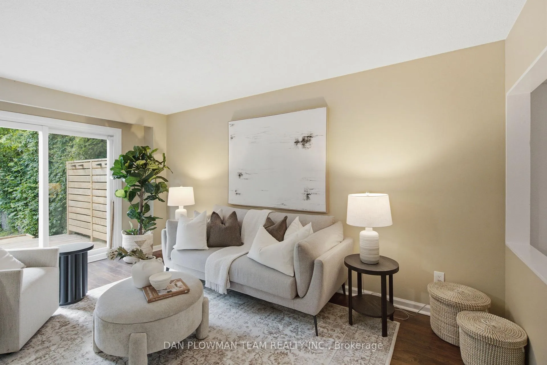 Photo 17 of 422 Lanark Drive, Oshawa, McLaughlin — HOMEH