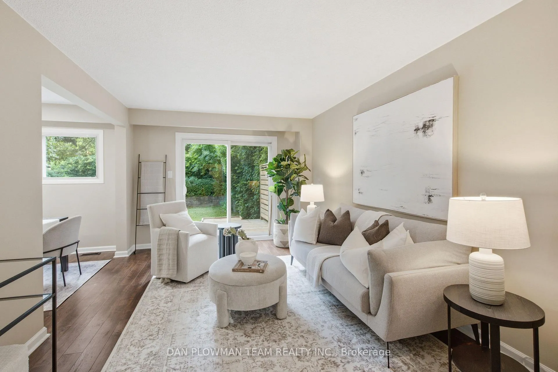 Photo 18 of 422 Lanark Drive, Oshawa, McLaughlin — HOMEH