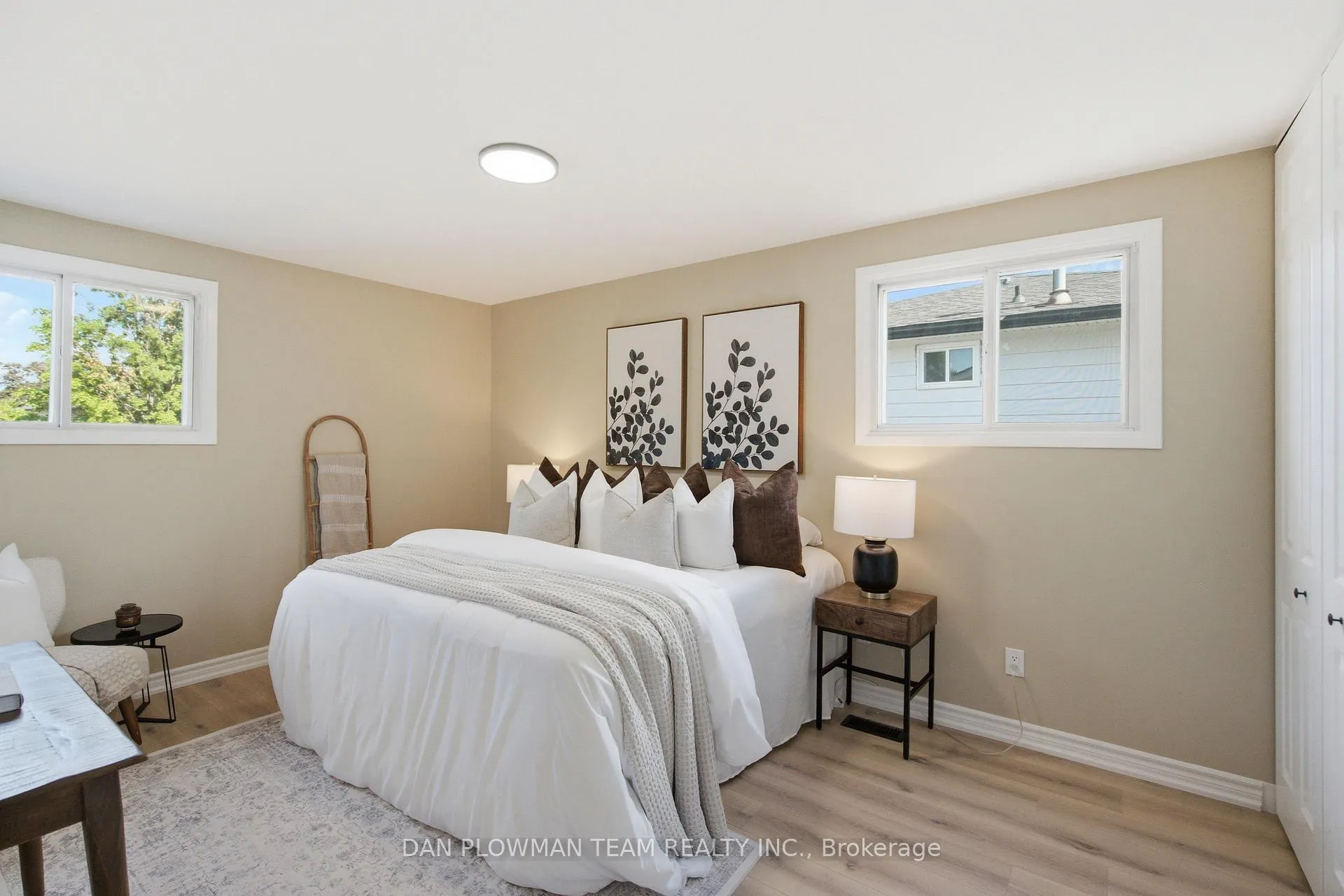 Photo 22 of 422 Lanark Drive, Oshawa, McLaughlin — HOMEH