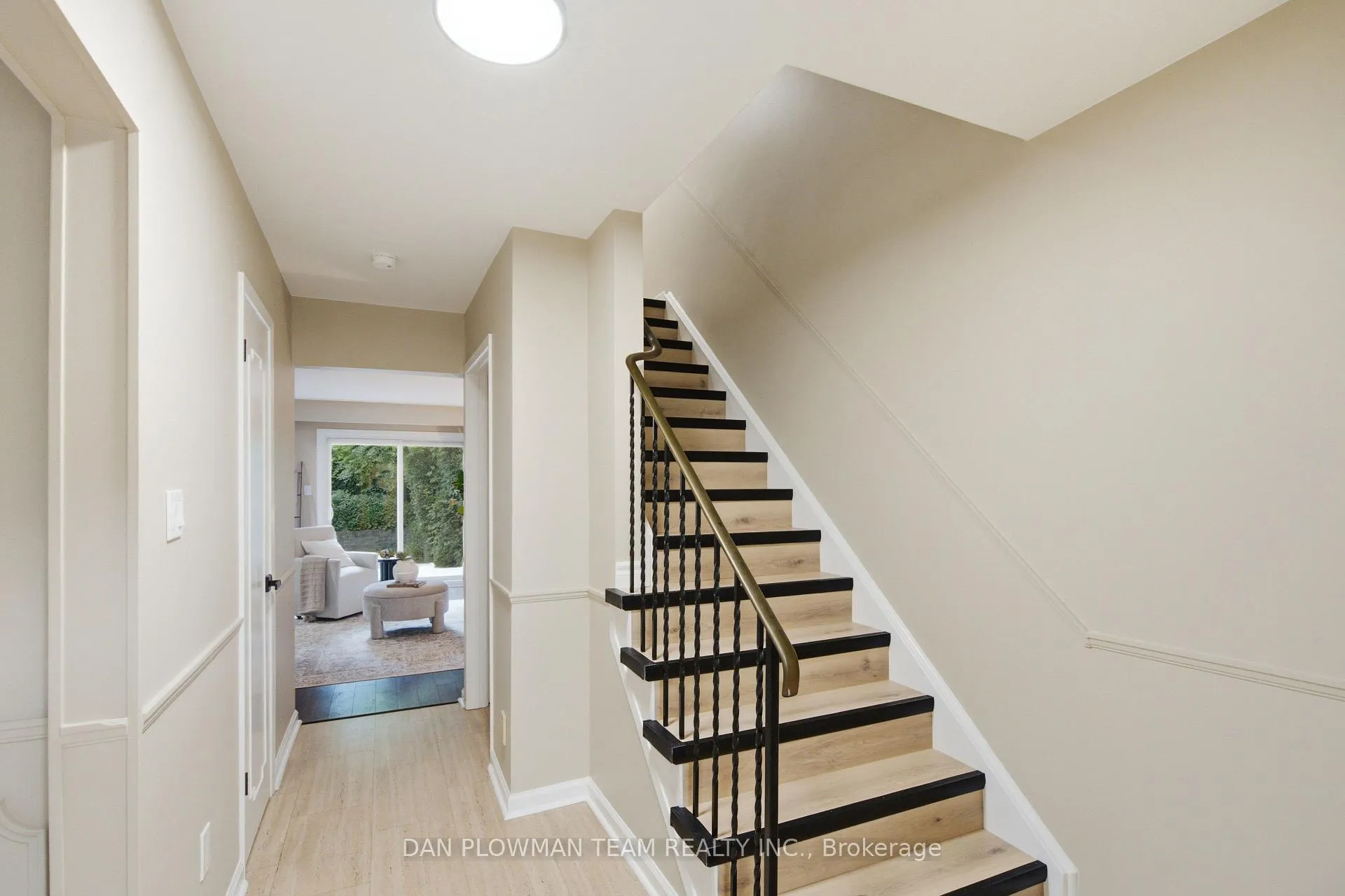 Photo 39 of 422 Lanark Drive, Oshawa, McLaughlin — HOMEH