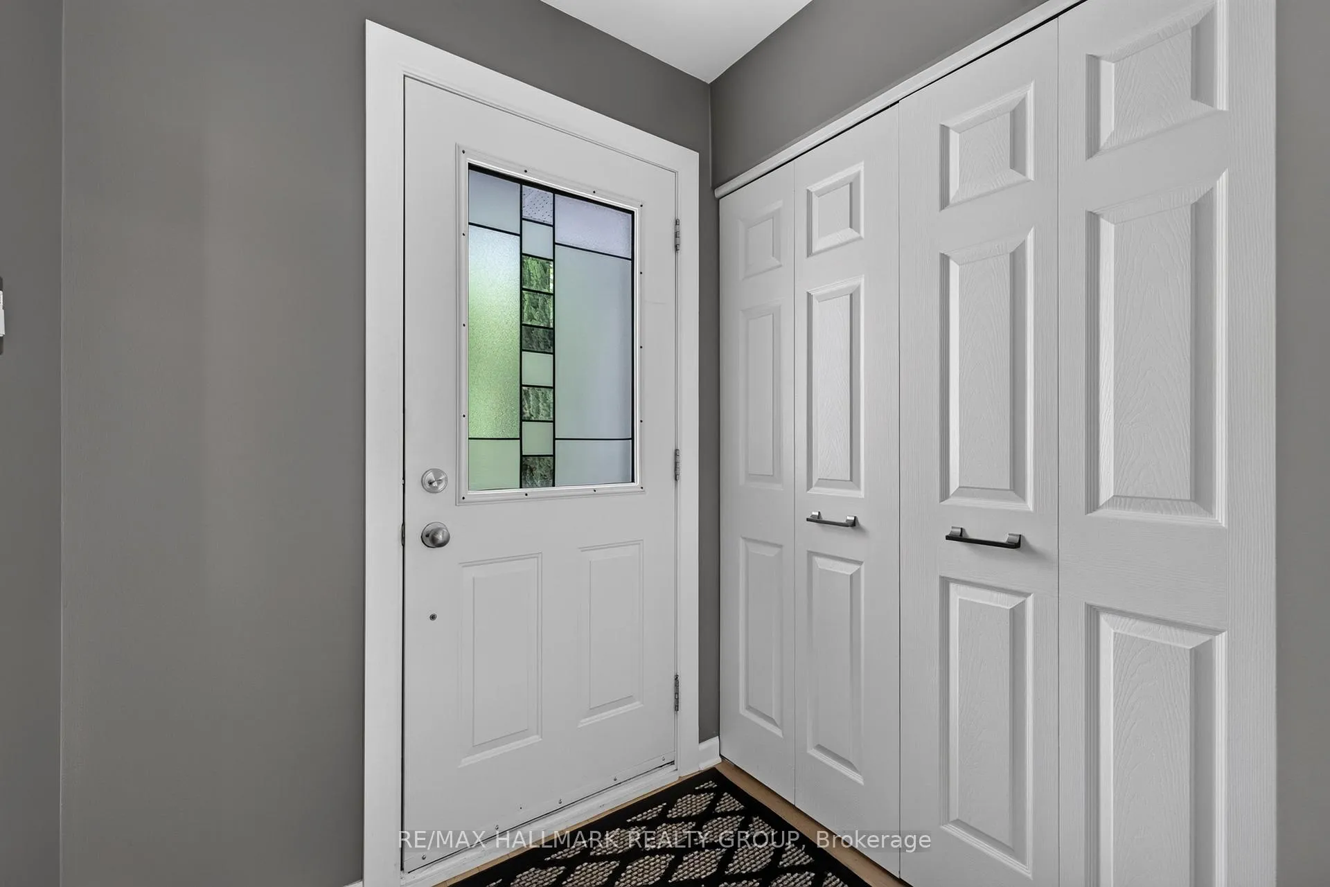 Photo 2 of 1265 Coldrey Avenue, Ottawa, Carlington — HOMEH
