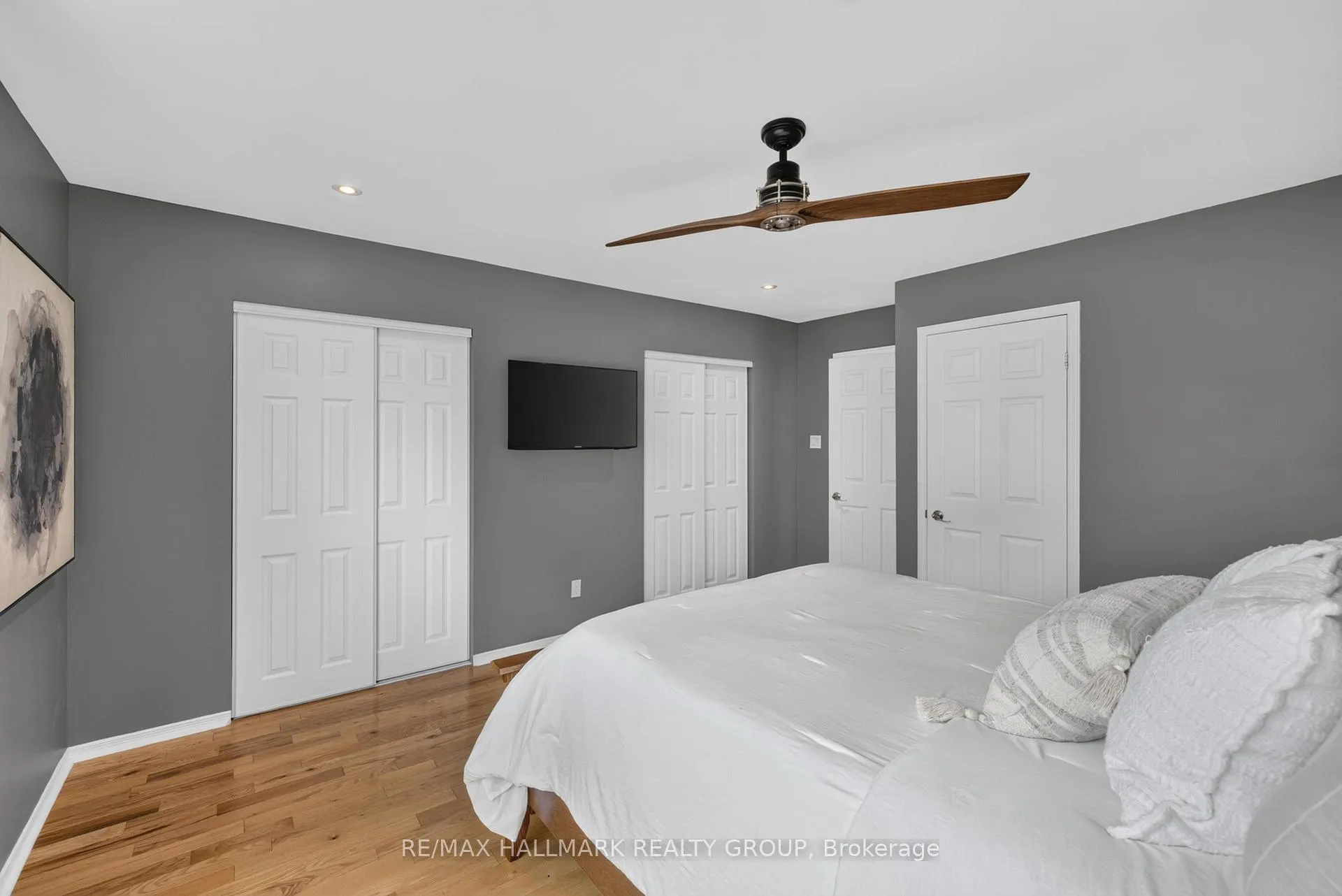 Photo 15 of 1265 Coldrey Avenue, Ottawa, Carlington — HOMEH