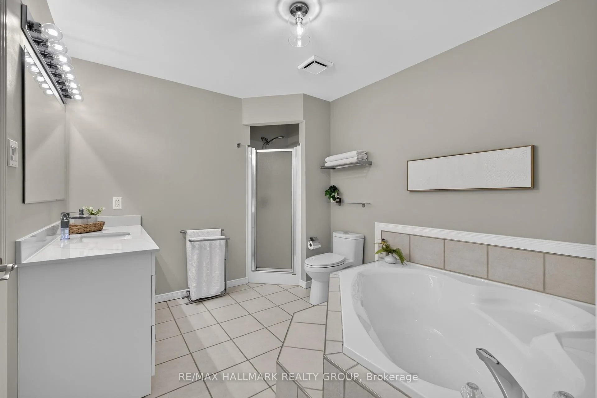 Photo 20 of 1265 Coldrey Avenue, Ottawa, Carlington — HOMEH