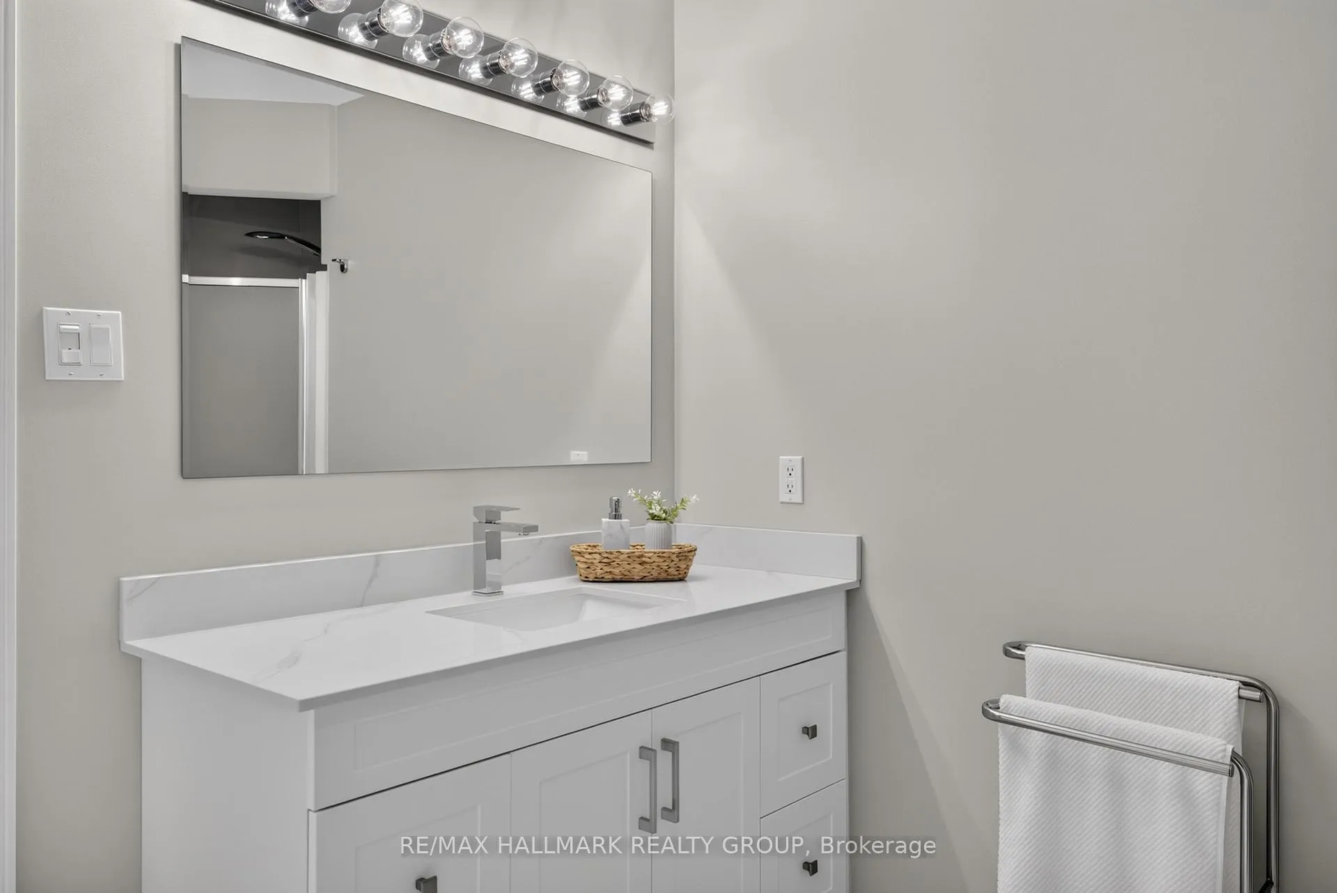 Photo 21 of 1265 Coldrey Avenue, Ottawa, Carlington — HOMEH