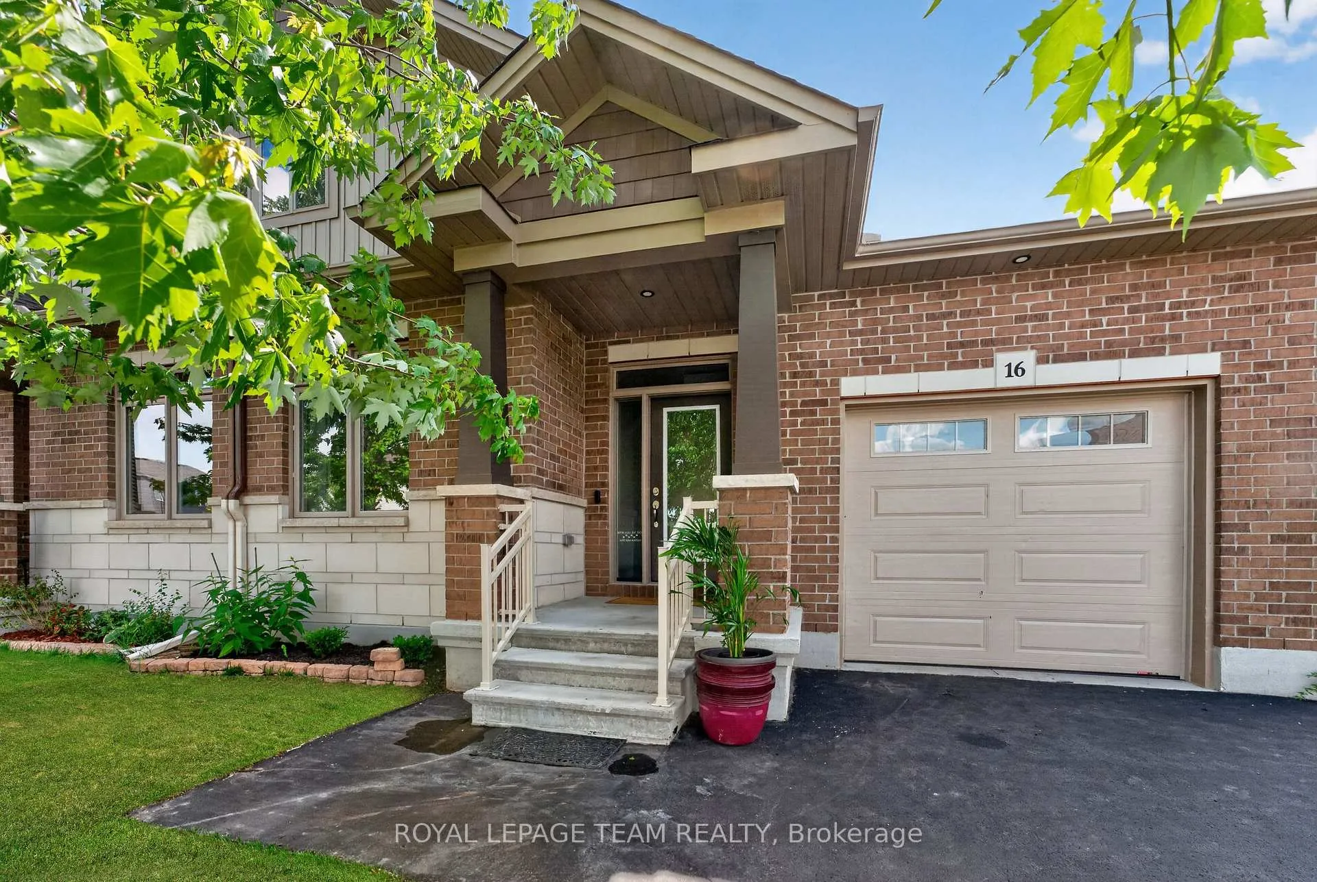 Photo 1 of 16 Matthews Street, Carleton Place, Carleton Place — HOMEH