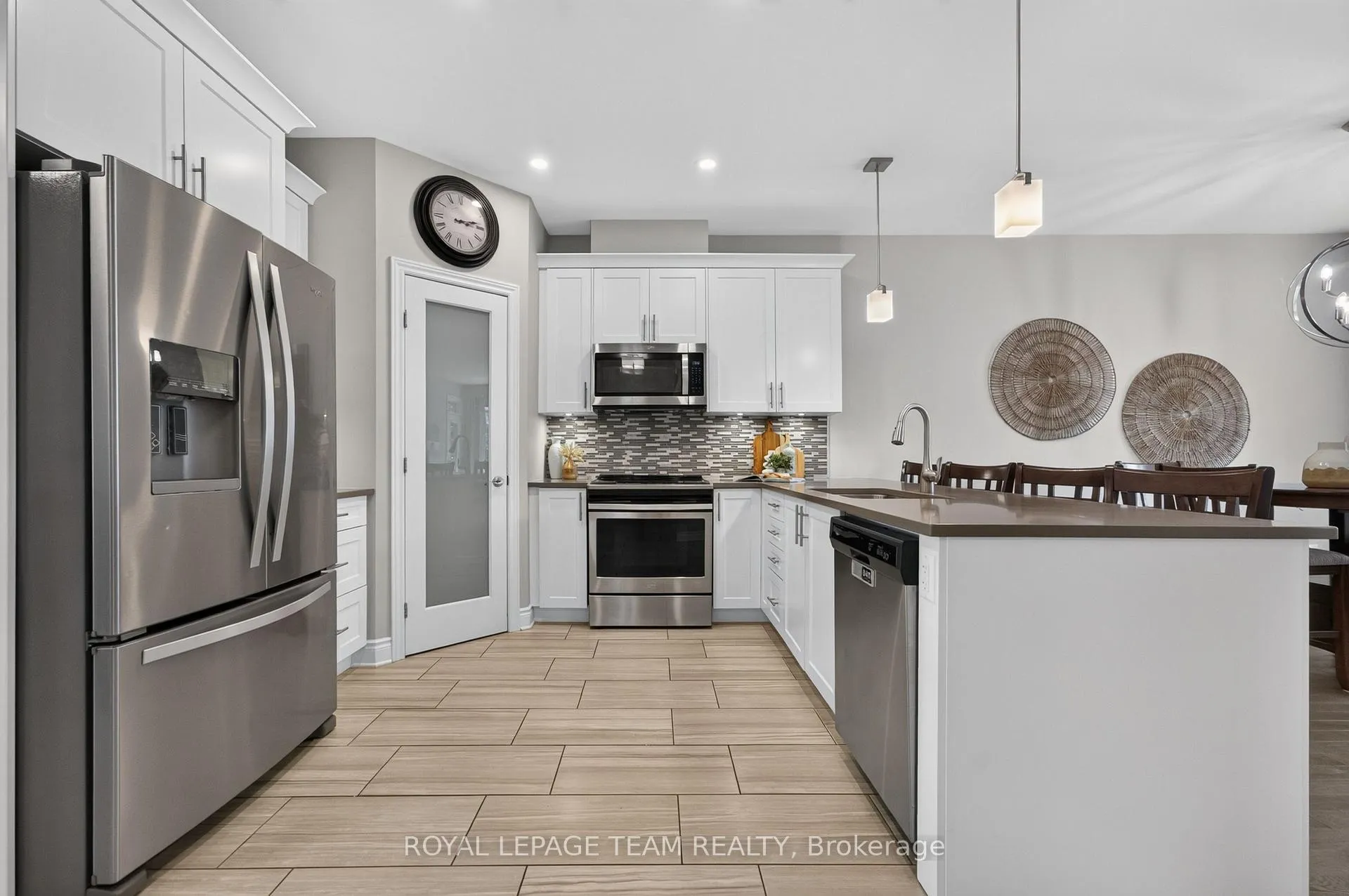Photo 20 of 16 Matthews Street, Carleton Place, Carleton Place — HOMEH