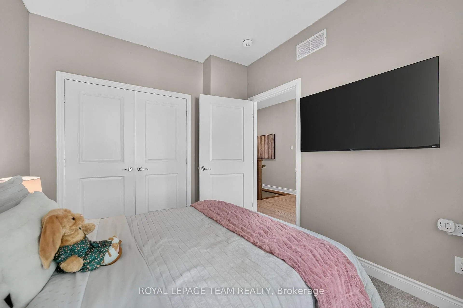 Photo 31 of 16 Matthews Street, Carleton Place, Carleton Place — HOMEH