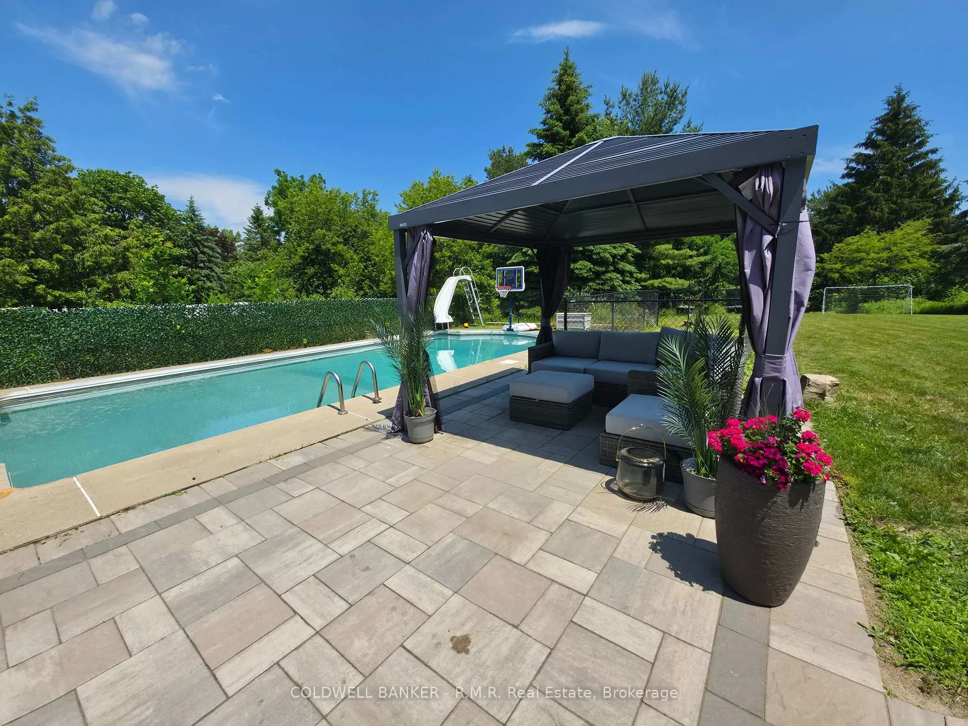 Photo 9 of 39 King Lane, Clarington, Rural Clarington — HOMEH