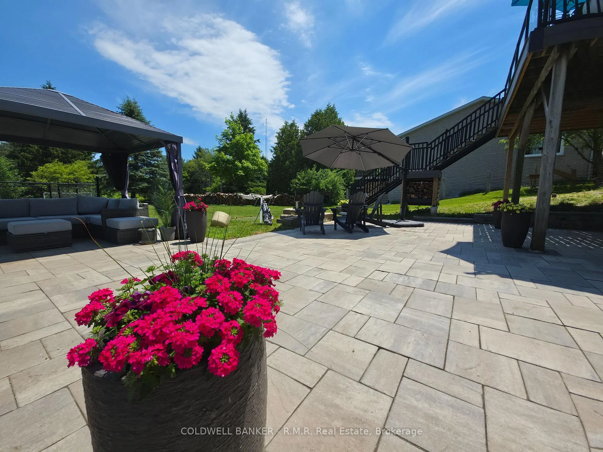 Photo 10 of 39 King Lane, Clarington, Rural Clarington — HOMEH
