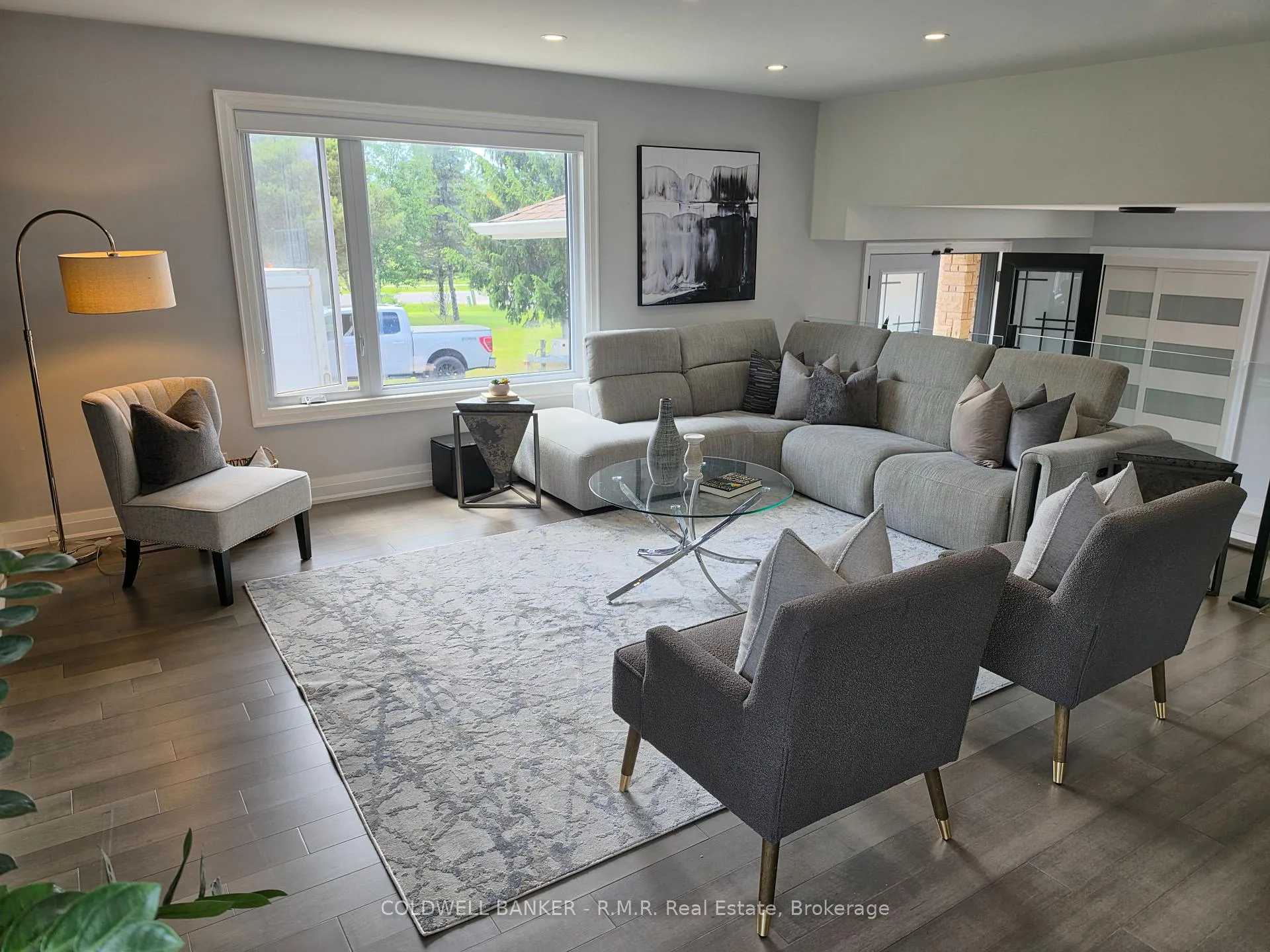 Photo 17 of 39 King Lane, Clarington, Rural Clarington — HOMEH