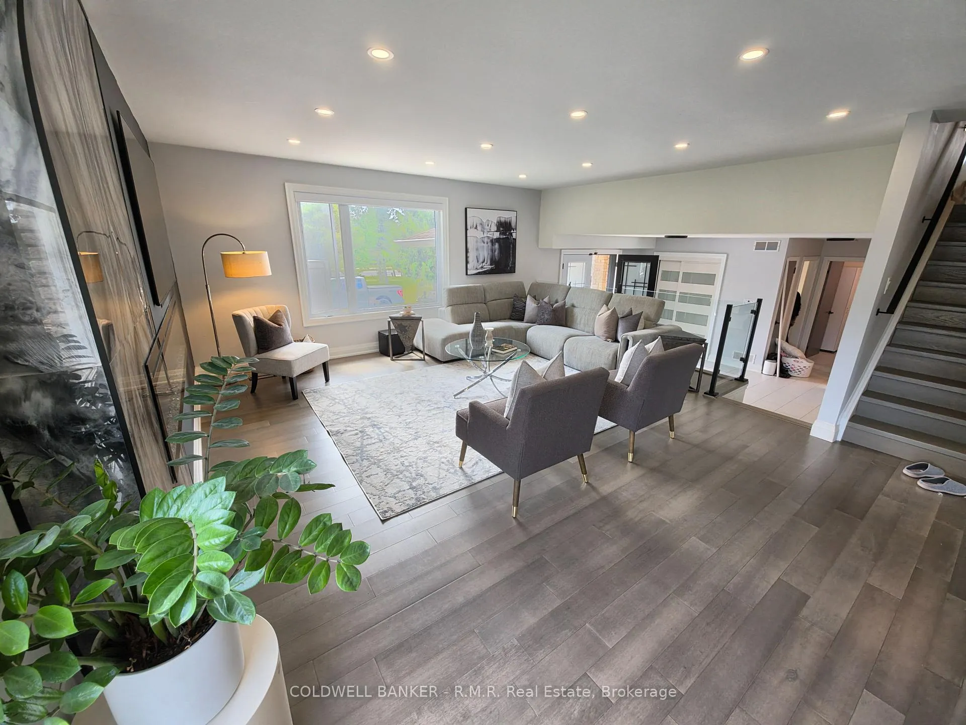 Photo 18 of 39 King Lane, Clarington, Rural Clarington — HOMEH