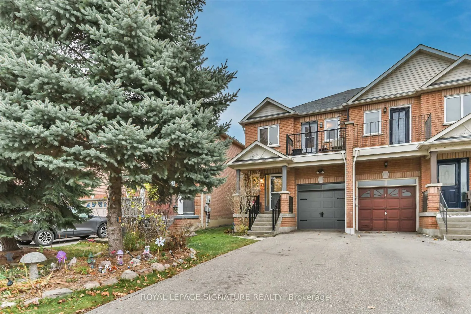 Front of 47 Manorwood Court