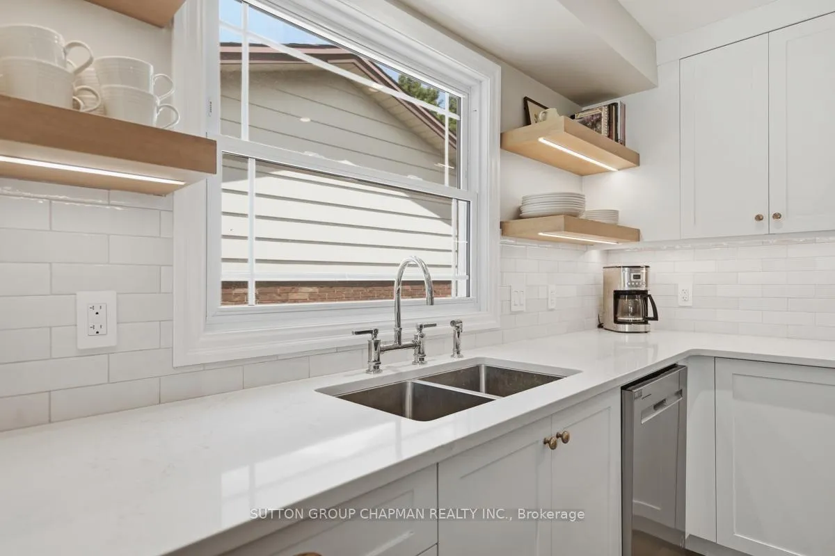 Photo 19 of 1168 Quinton Road, London, North P — HOMEH