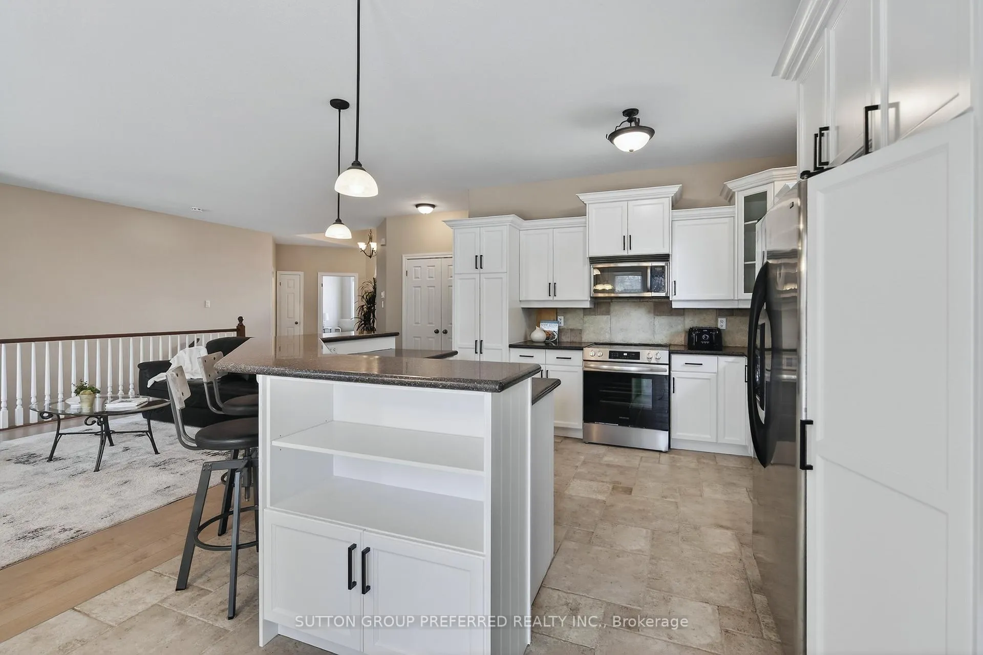 Photo 12 of 22 Springfield Way, Middlesex Centre, Kilworth — HOMEH