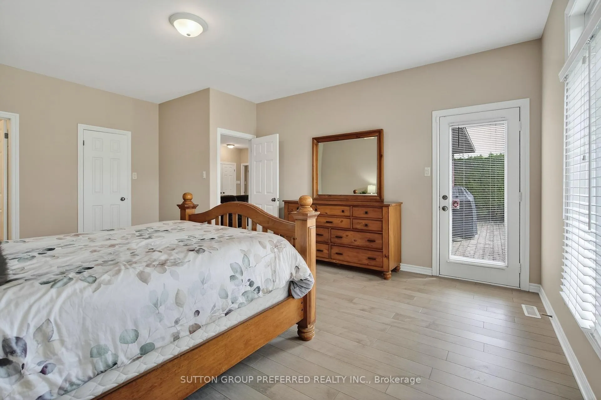 Photo 21 of 22 Springfield Way, Middlesex Centre, Kilworth — HOMEH