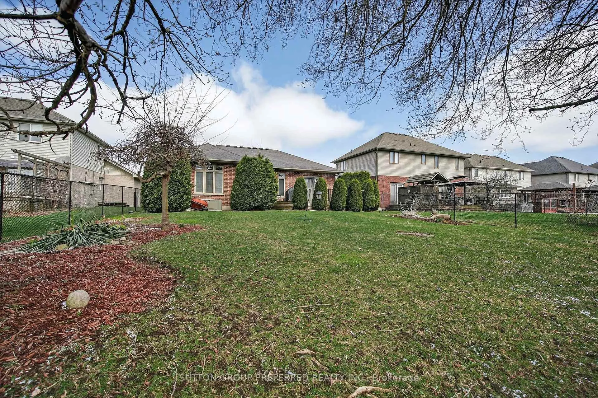 Photo 47 of 22 Springfield Way, Middlesex Centre, Kilworth — HOMEH