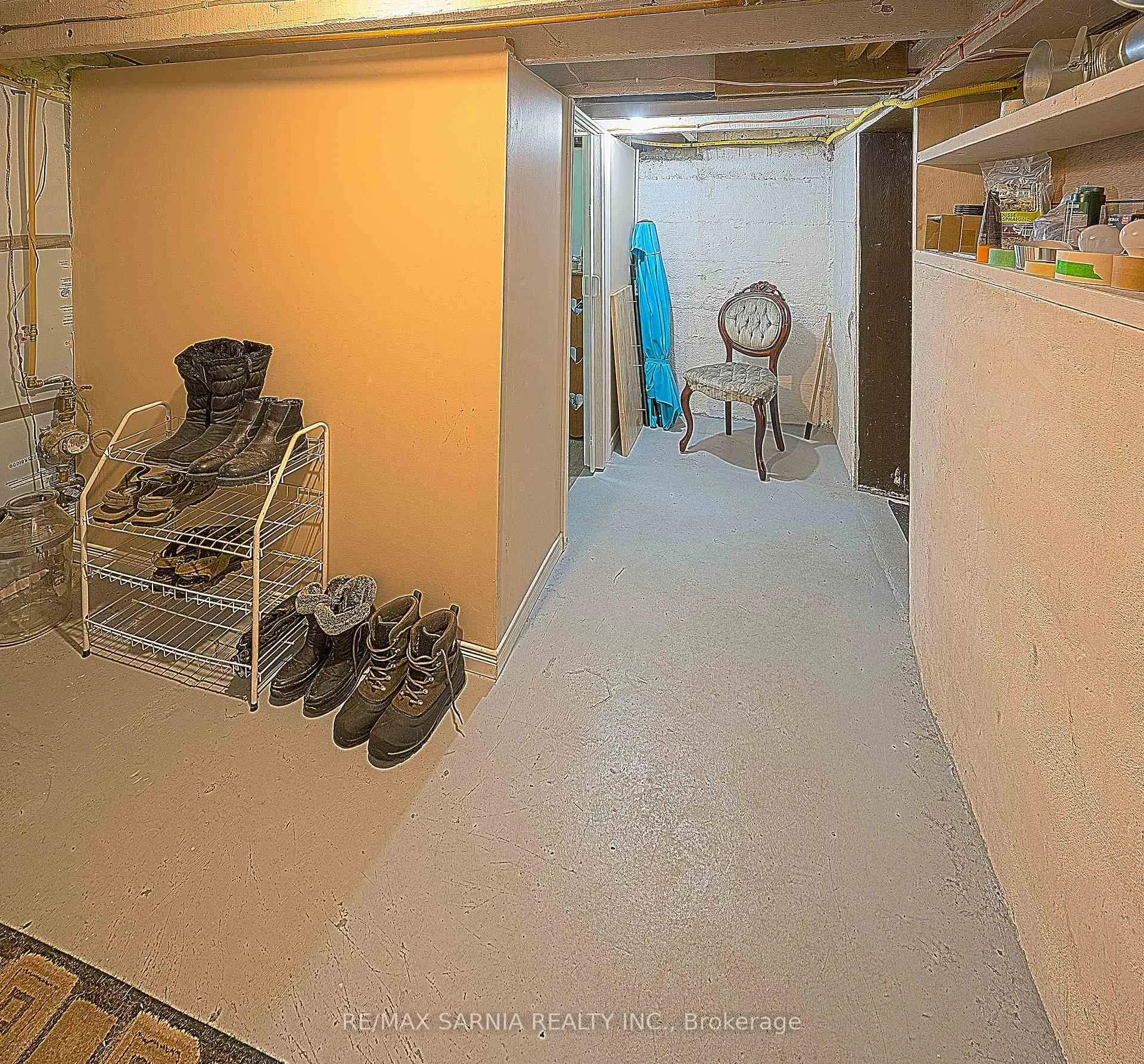 Photo 25 of 6238 Townsend Line, Lambton Shores, Forest — HOMEH