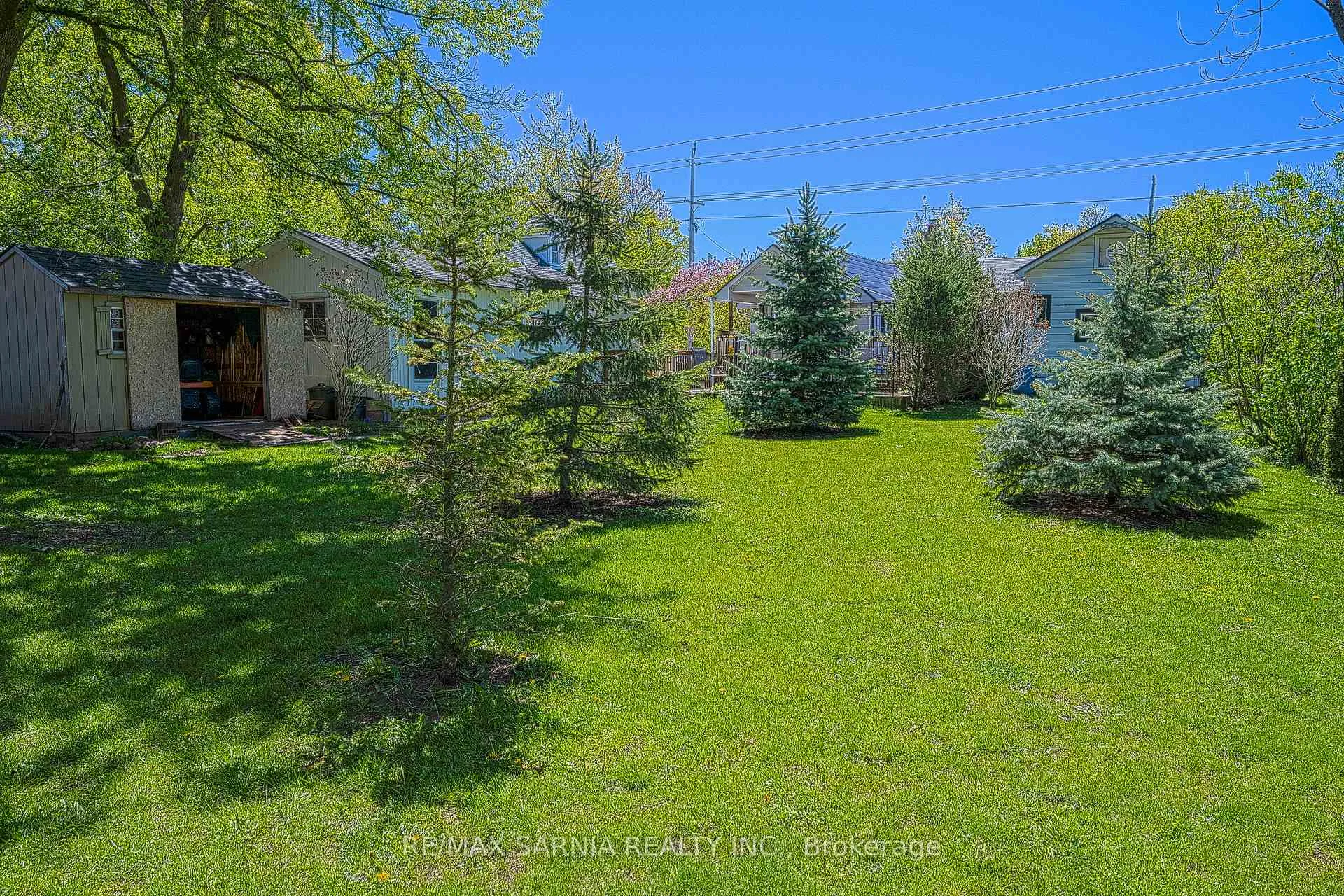 Photo 30 of 6238 Townsend Line, Lambton Shores, Forest — HOMEH
