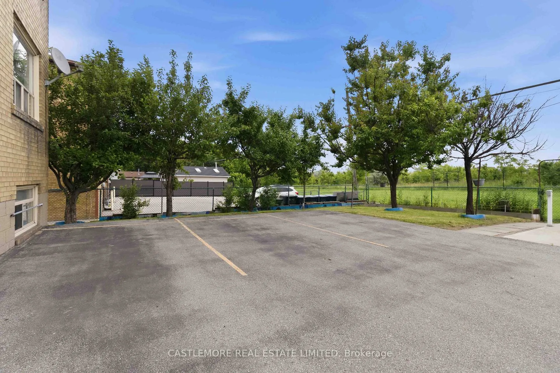 Photo 29 of 9 allenby Avenue, Etobicoke, Elms-Old Rexdale — HOMEH